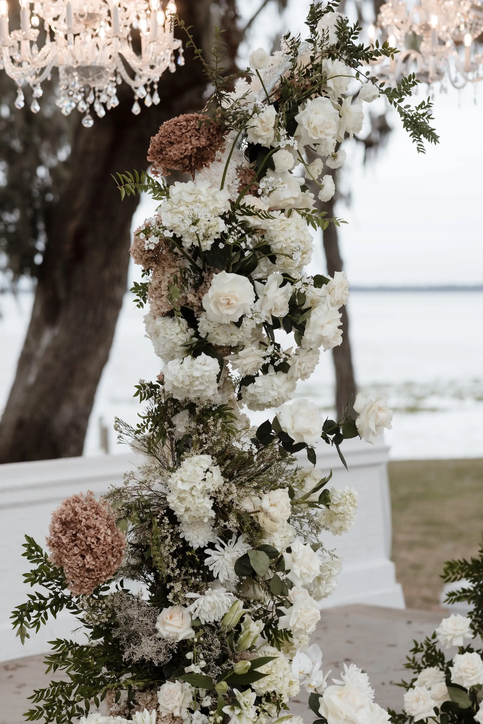 25Timeless Vintage Champagne Wedding Inspiration Evoke Photo and Film - Elegant, Neutral Central Florida Wedding | Bella Cosa Timeless Vintage Champagne Wedding Ceremony Arch Decor Ideas