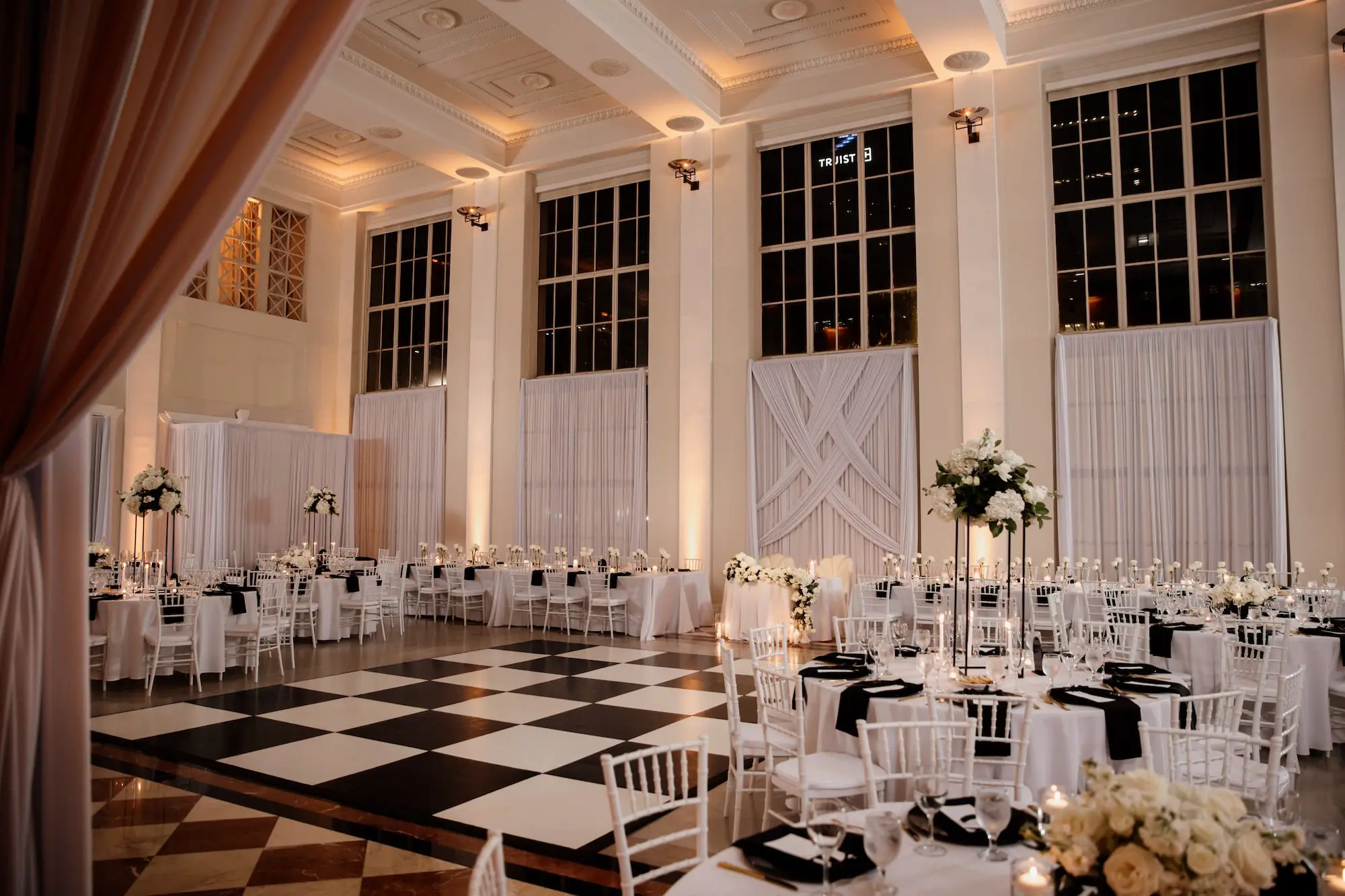Timeless Black and White Downtown Tampa Wedding | The Vault
