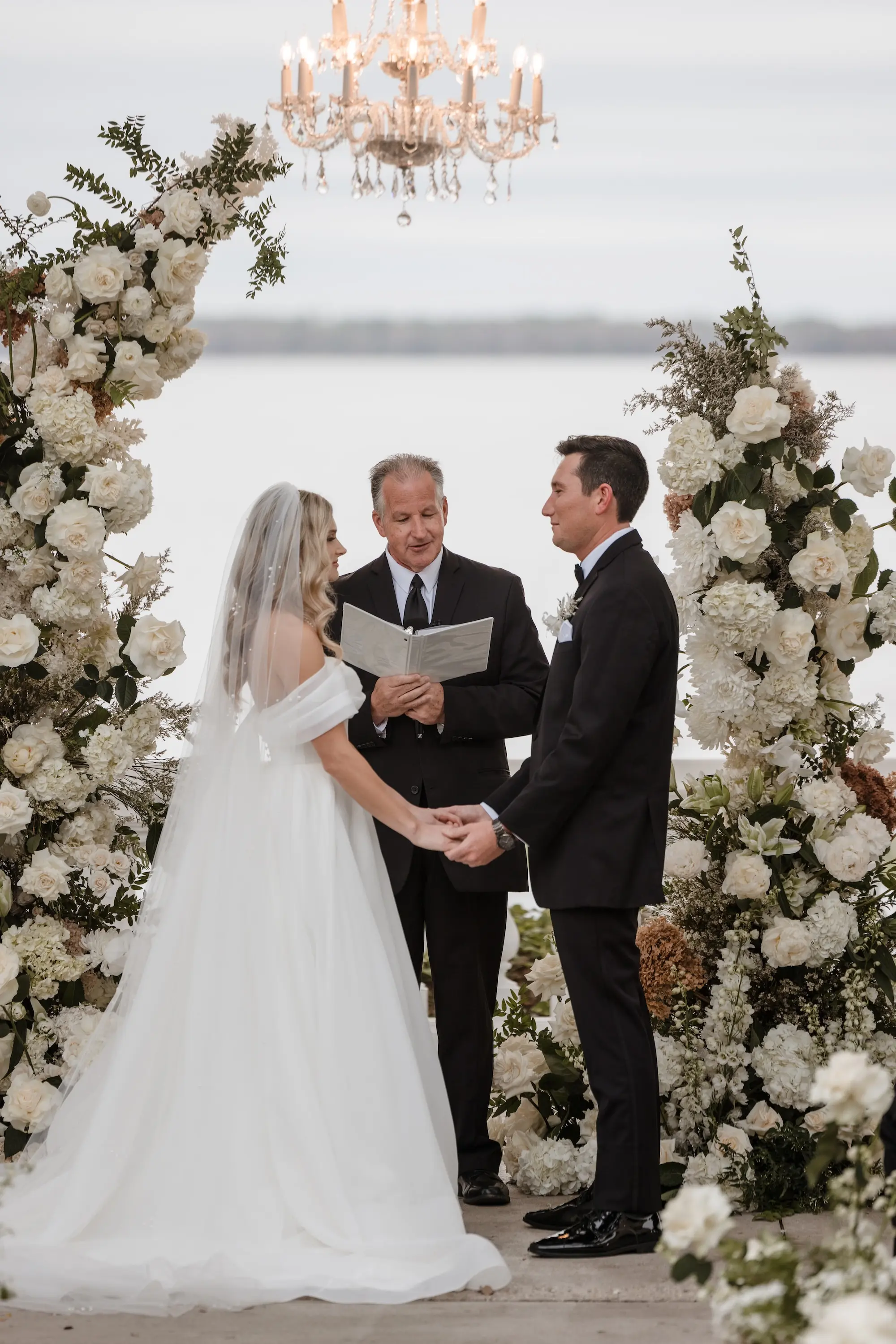 30Timeless Vintage Champagne Wedding Inspiration Evoke Photo and Film - Elegant, Neutral Central Florida Wedding | Bella Cosa Timeless Vintage Champagne Wedding Ceremony Inspiration | Central Florida Photographer Videographer Evoke Photo and Film