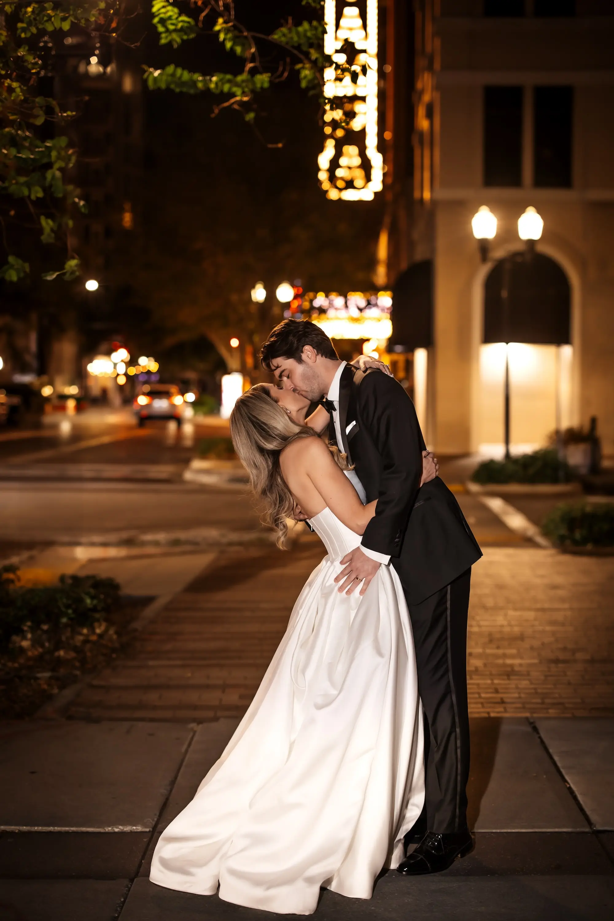 40Modern Black and White Wedding Inspiration - Timeless Black and White Downtown Tampa Wedding | The Vault Bride and Groom in Downtown Tampa Wedding Portrait | Tampa Theater Marquee Inspiration