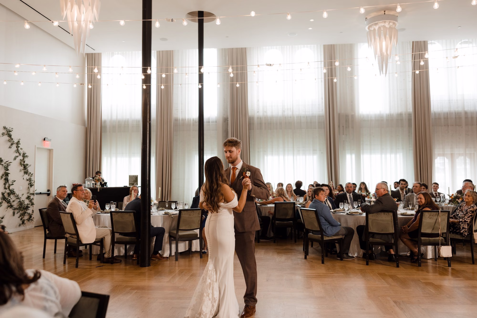 Bride and Groom First Dance Wedding Portrait | Tampa Bay DJ Graingertainment
