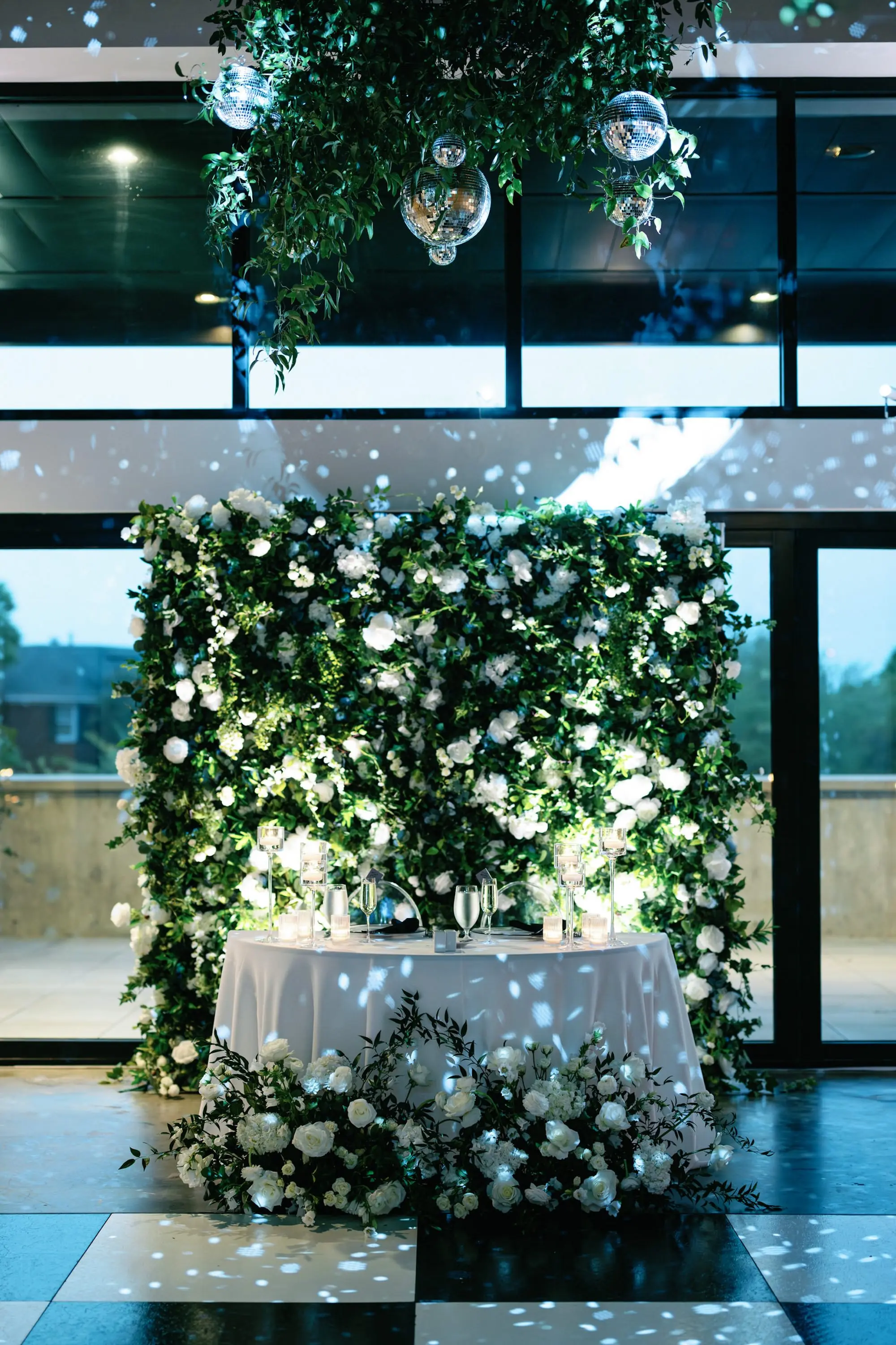 44Modern Classic Black and White Wedding Inspiration - Modern, Black and White Tampa Wedding | Hyde House Public Studio Modern Classic Black and White Wedding Reception Sweetheart Table Decor Inspiration