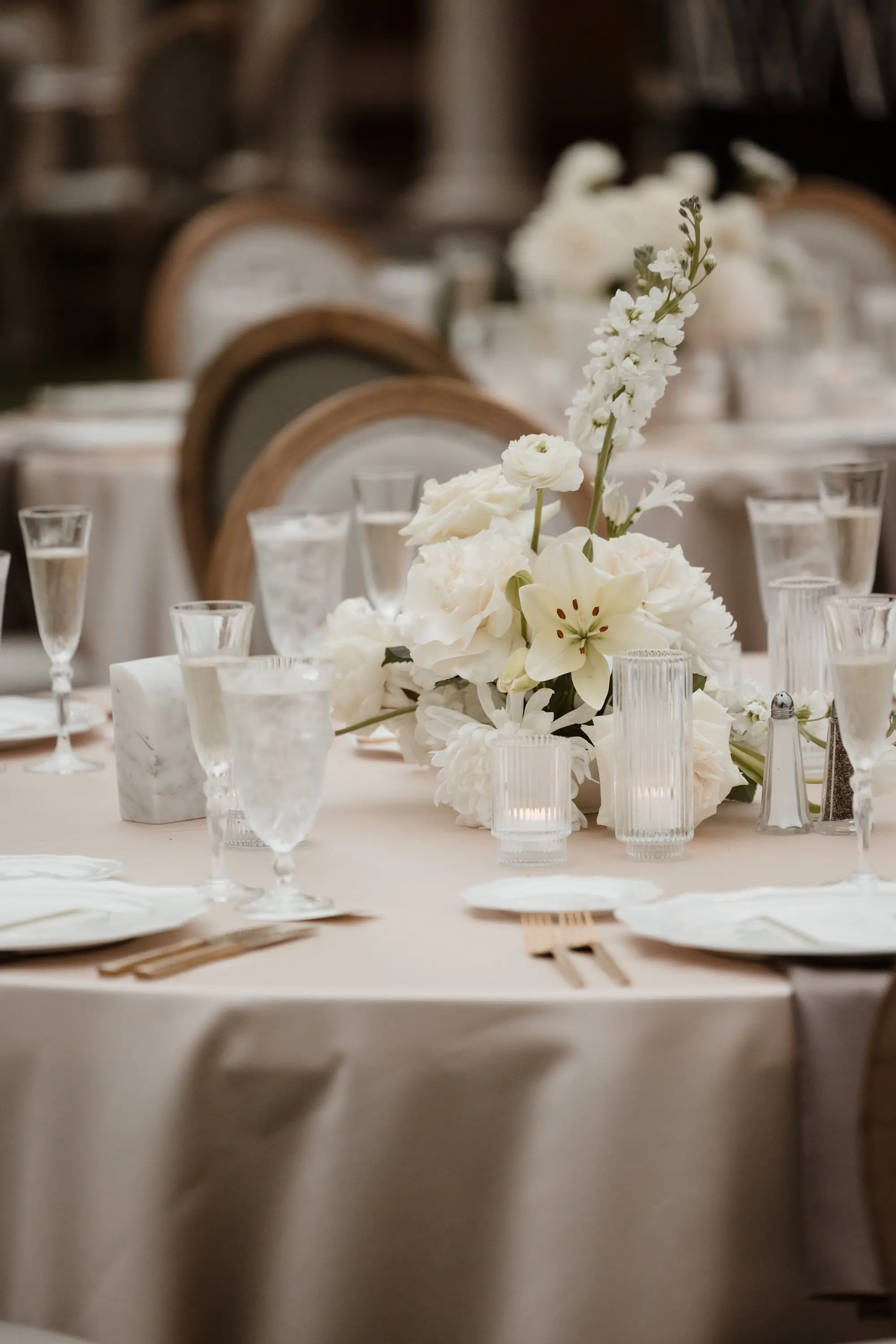 49Timeless Vintage Champagne Wedding Inspiration Evoke Photo and Film - Elegant, Neutral Central Florida Wedding | Bella Cosa Timeless Vintage Champagne Wedding Reception Tablescape Decor Ideas
