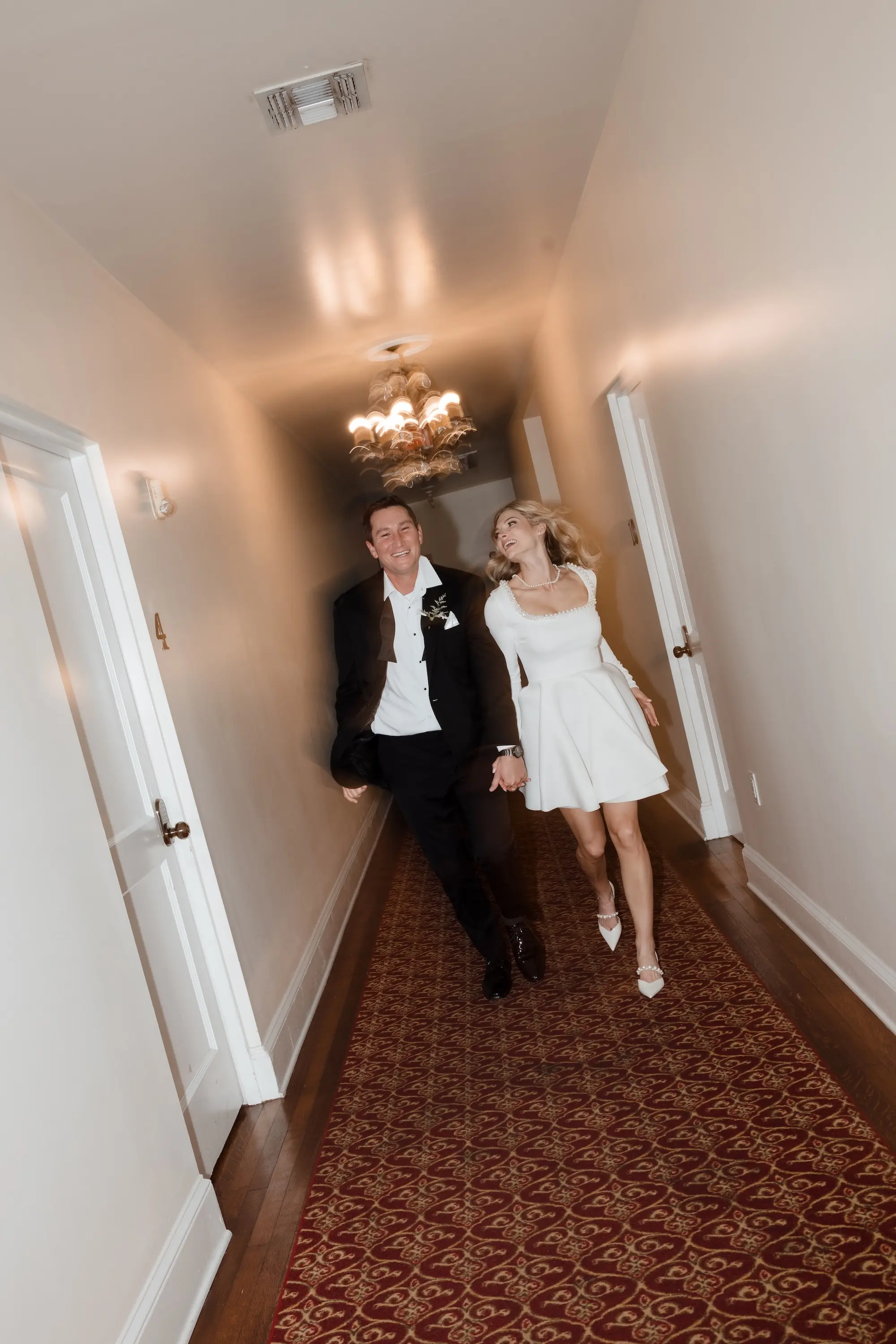 60Timeless Vintage Champagne Wedding Inspiration Evoke Photo and Film - Elegant, Neutral Central Florida Wedding | Bella Cosa Bride and Groom Wedding Portrait | Tampa Bay Photographer Evoke Photo and Film