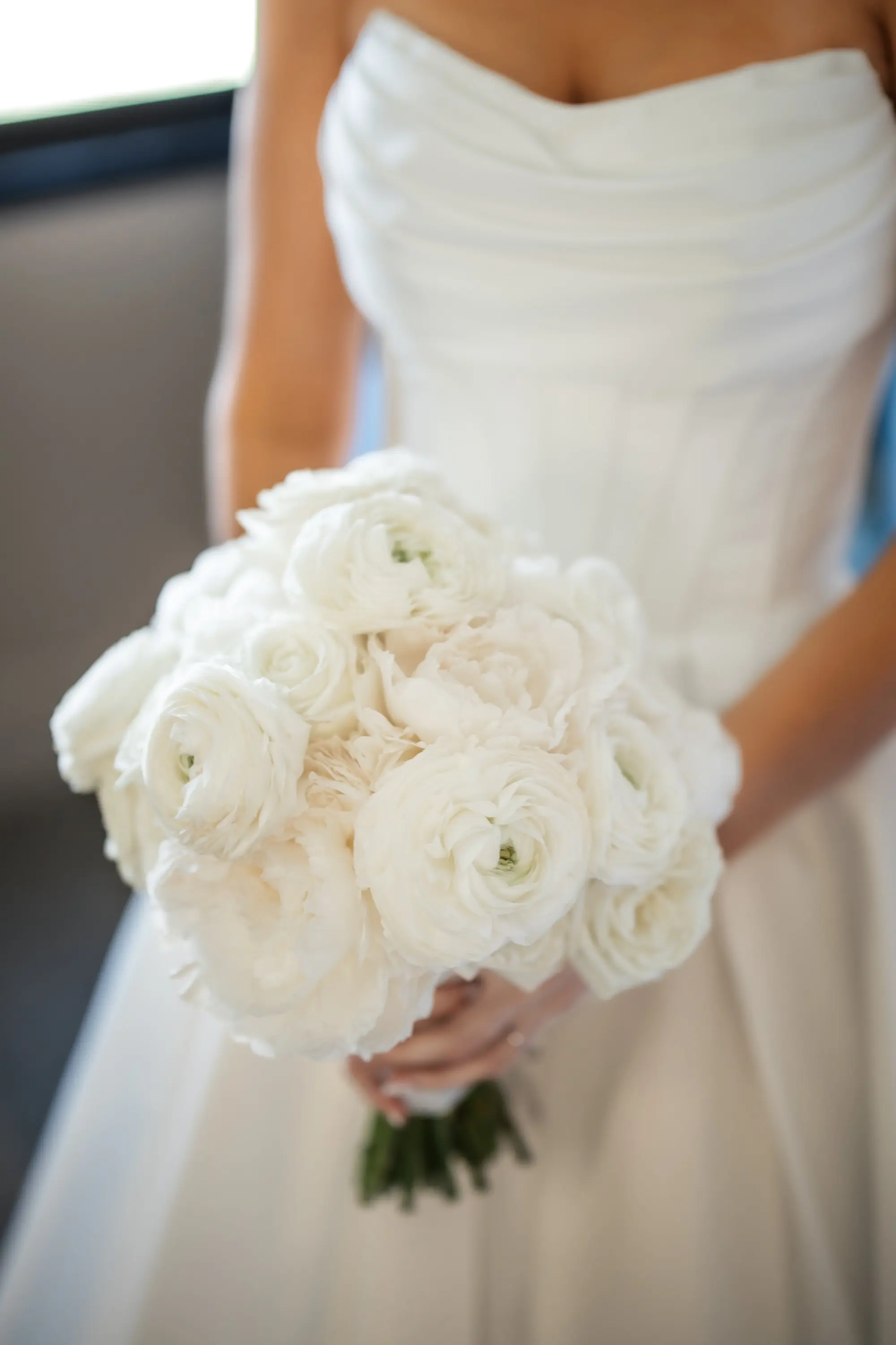 6Modern Black and White Wedding Inspiration - Timeless Black and White Downtown Tampa Wedding | The Vault Monochromatic White Rose Bridal Bouquet Inspiration | Tampa Bay Florist Save The Date Florida