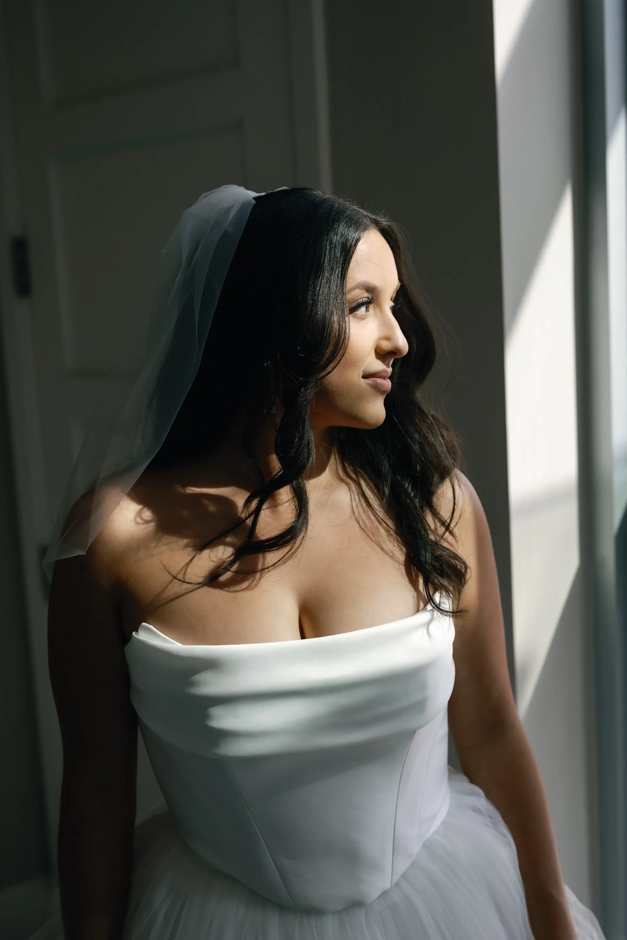 7Modern Classic Black and White Wedding Inspiration - Modern, Black and White Tampa Wedding | Hyde House Public Studio Bride Getting Ready Wedding Portrait | Tampa Bay Hair and Makeup Artist Adore Bridal Studios