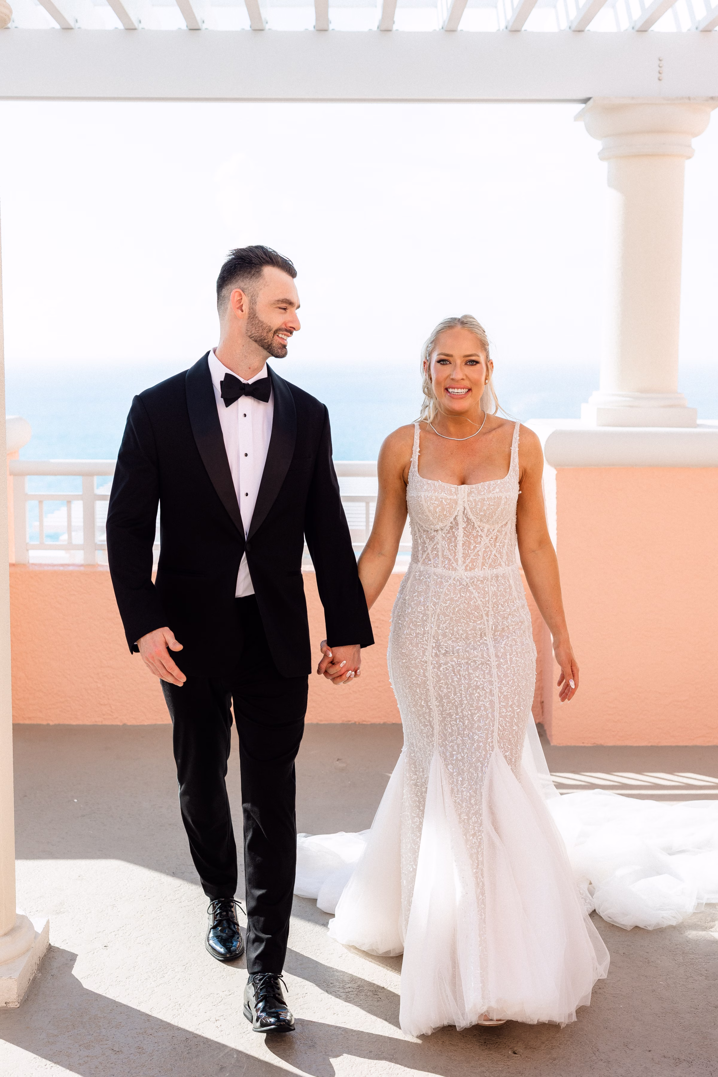 12Modern Timeless Florida Rooftop Wedding - Modern, Timeless Rooftop Wedding | Hyatt Regency Clearwater Beach 12Modern Timeless Florida Rooftop Wedding