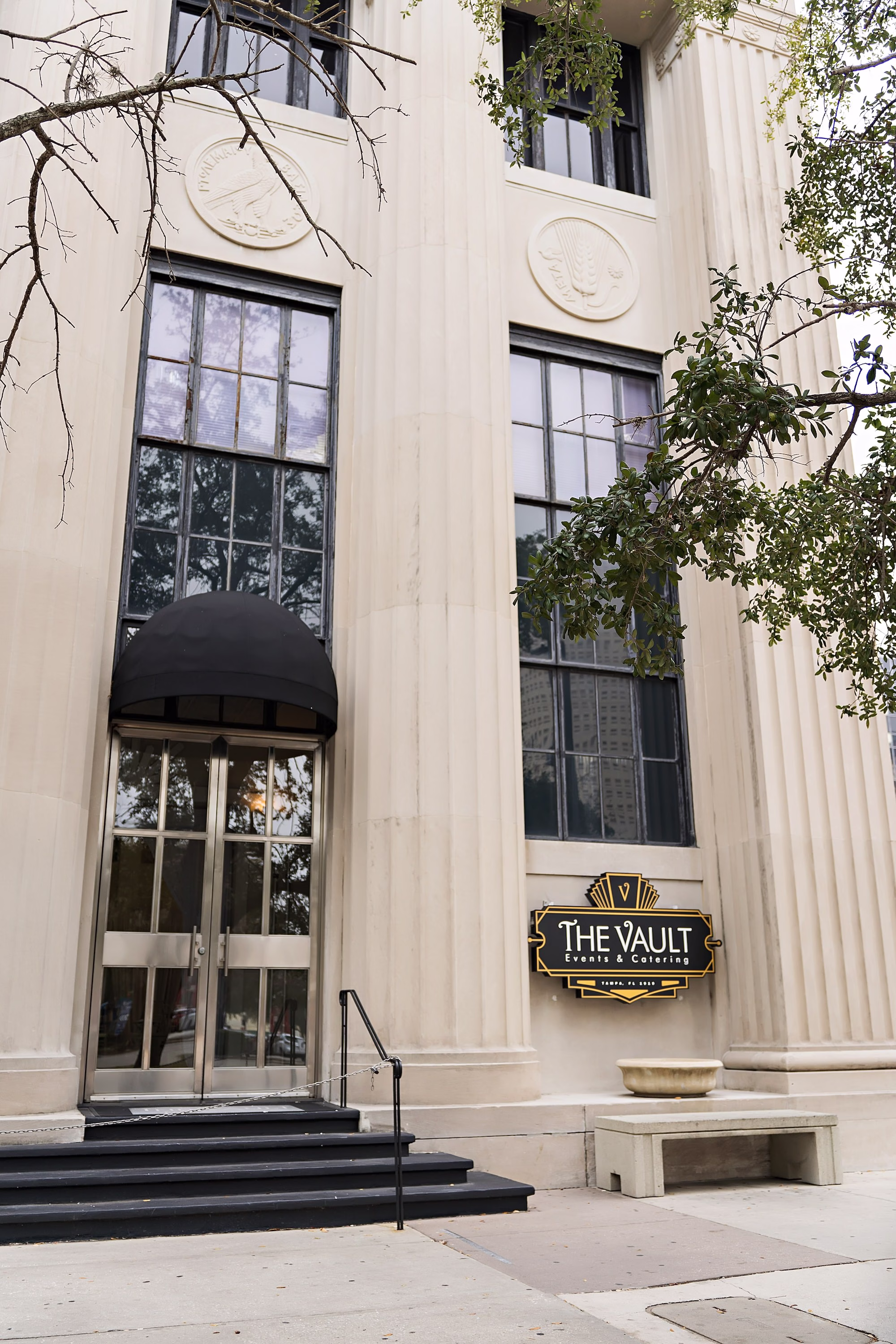 17Elegant Navy Blue and Blush PInk Wedding Ideas Tampa Venue The Vault - Elegant, Navy and Blush Downtown Tampa Wedding | The Vault Historic Downtown Tampa Wedding Venue The Vault