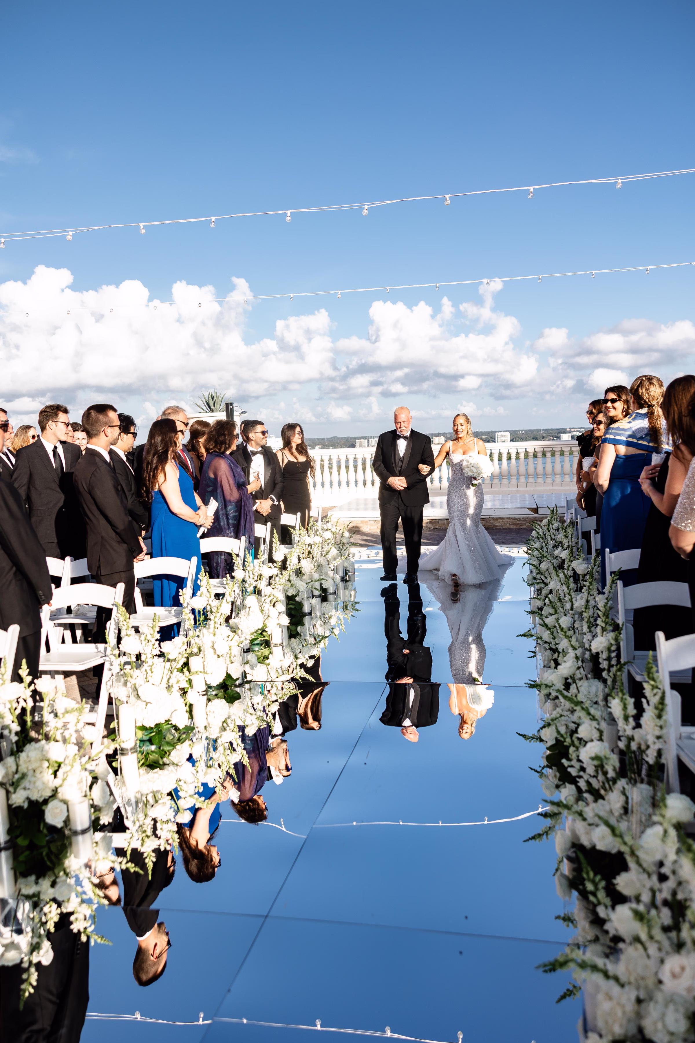 17Modern Timeless Florida Rooftop Wedding - Modern, Timeless Rooftop Wedding | Hyatt Regency Clearwater Beach 17Modern Timeless Florida Rooftop Wedding