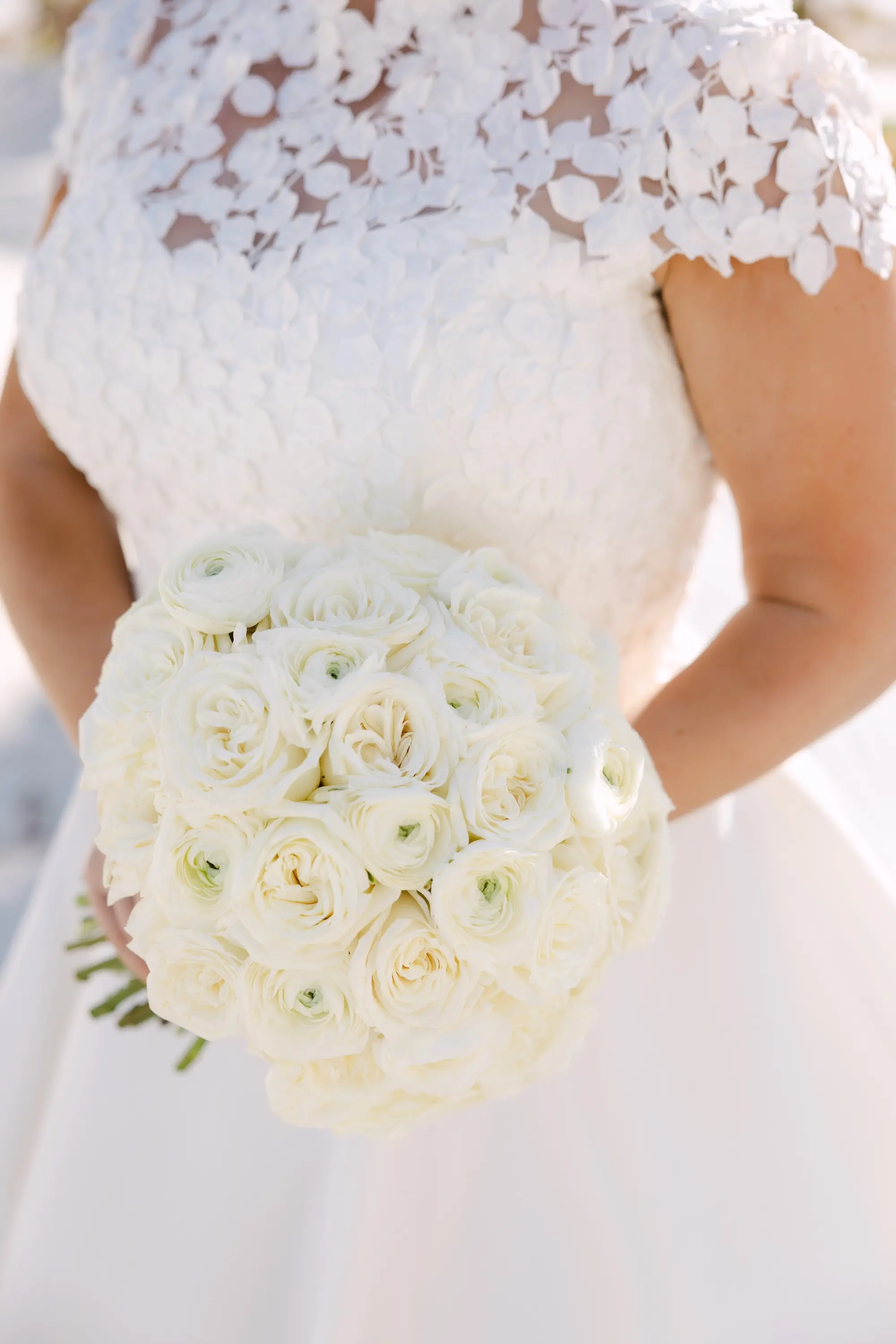 8Tropical Red and Orange Outdoor Florida Destination Wedding - Tropical Outdoor Sarasota Wedding | The Resort at Longboat Key Club White Bridal Wedding Bouquet Inspiration