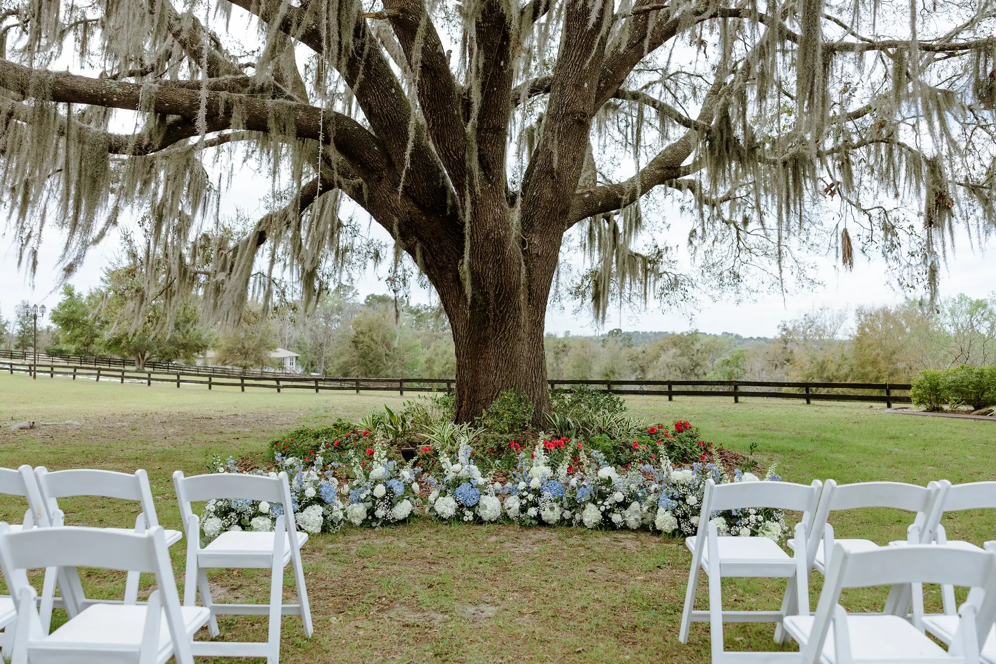 10Classic LIght Blue Florida Wedding Ideas - Classic White and Light Blue Brooksville Wedding | La Hacienda on Snow Hill Classic Light Blue Florida Wedding Ceremony Altar Decor Inspiration