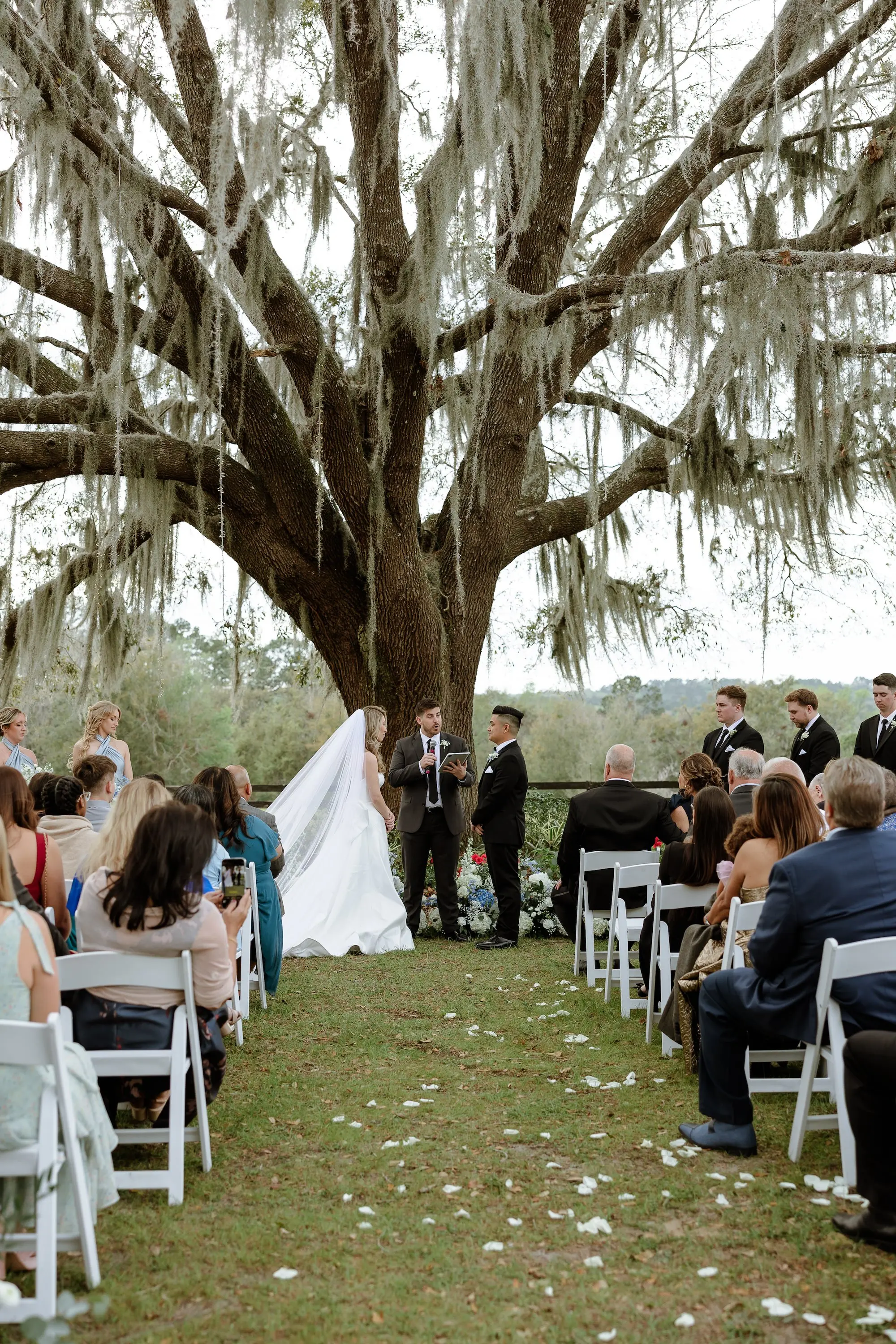 16Classic LIght Blue Florida Wedding Ideas - Classic White and Light Blue Brooksville Wedding | La Hacienda on Snow Hill Classic Light Blue Florida Wedding Ceremony Decor Ideas