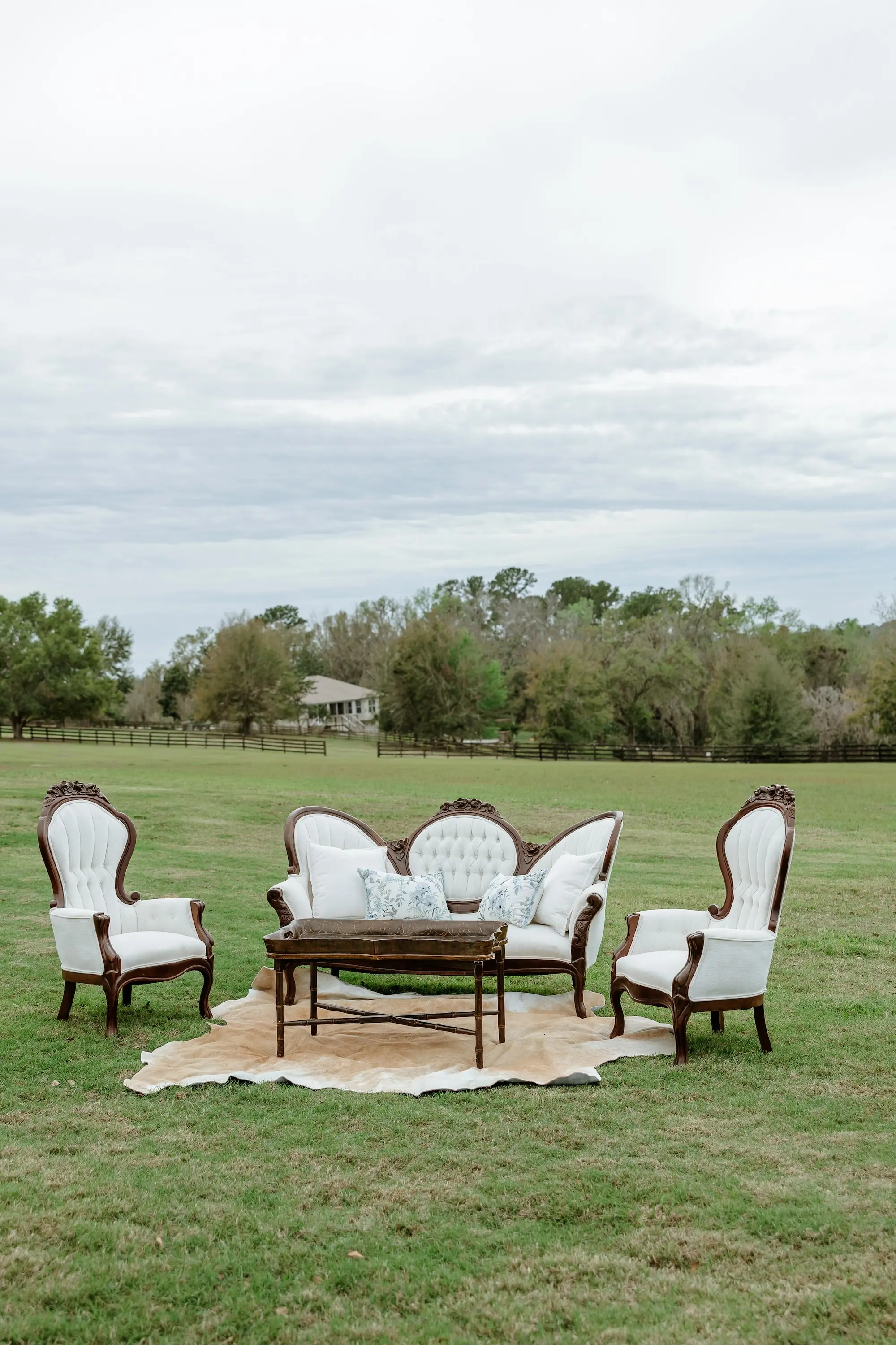 27Classic LIght Blue Florida Wedding Ideas - Classic White and Light Blue Brooksville Wedding | La Hacienda on Snow Hill Classic Light Blue Florida Wedding Reception Lounge Furniture Decor Ideas