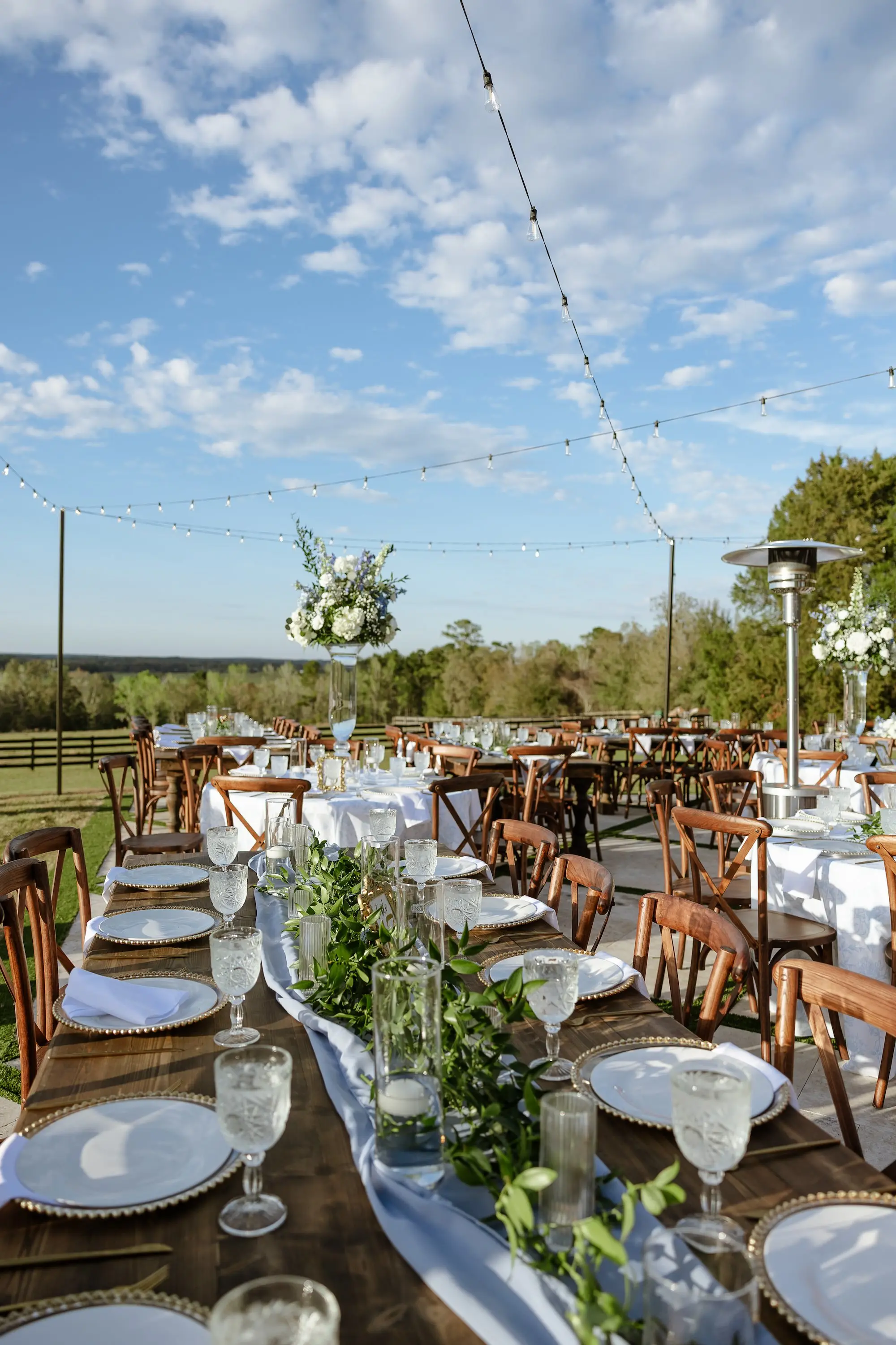 29Classic LIght Blue Florida Wedding Ideas - Classic White and Light Blue Brooksville Wedding | La Hacienda on Snow Hill Classic Light Blue Florida Wedding Reception Decor Inspiration