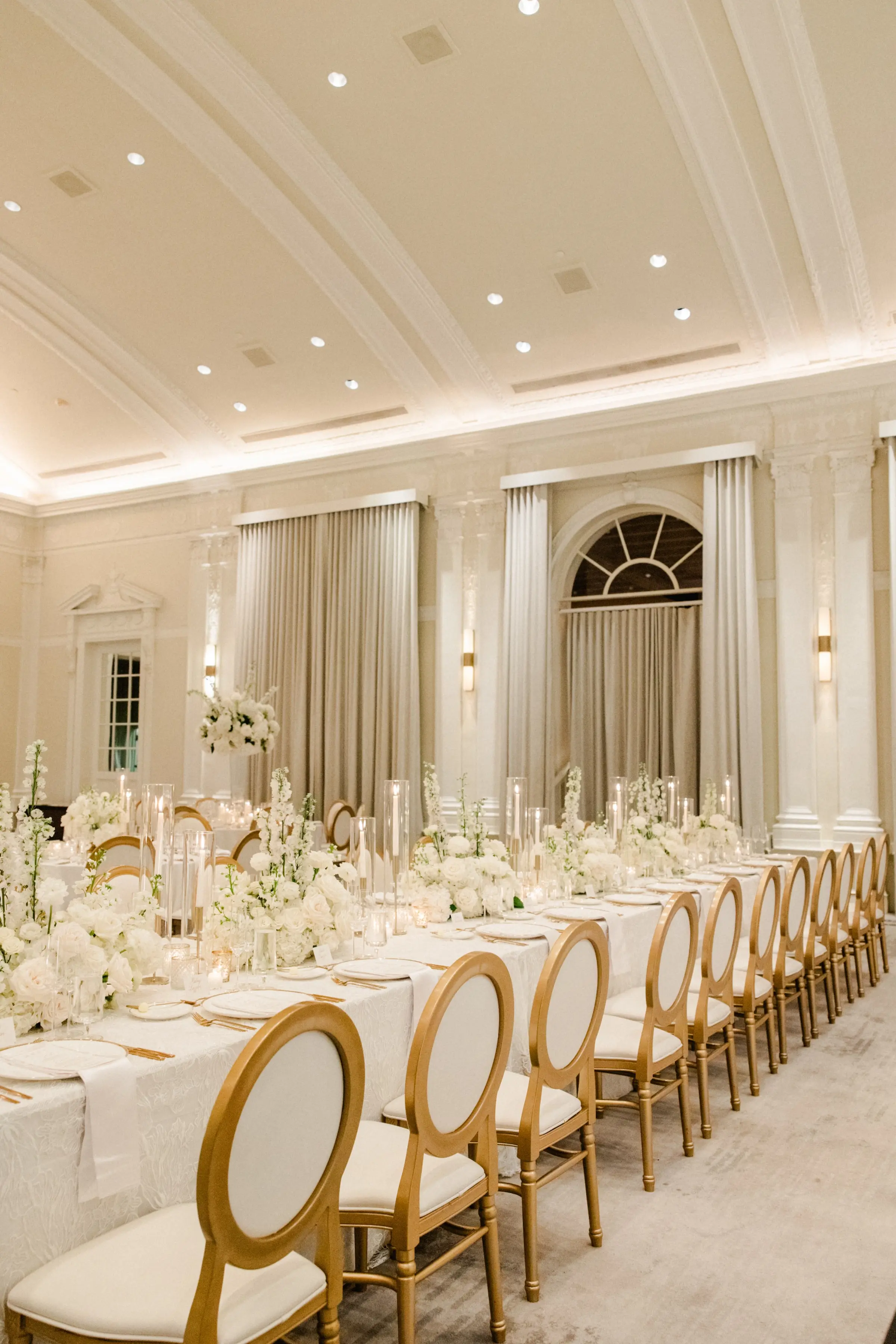 37Classic White and Gold Florida Wedding St Pete Reception Venue The Vinoy - Classic White and Gold St. Petersburg Wedding | The Vinoy Classic White and Gold Florida Wedding Reception Decor Ideas | Tampa Bay Florist Bruce Wayne Florals | St Pete Planner Parties A La Carte | Event Venue The Vinoy | Kate Ryan Event Rentals