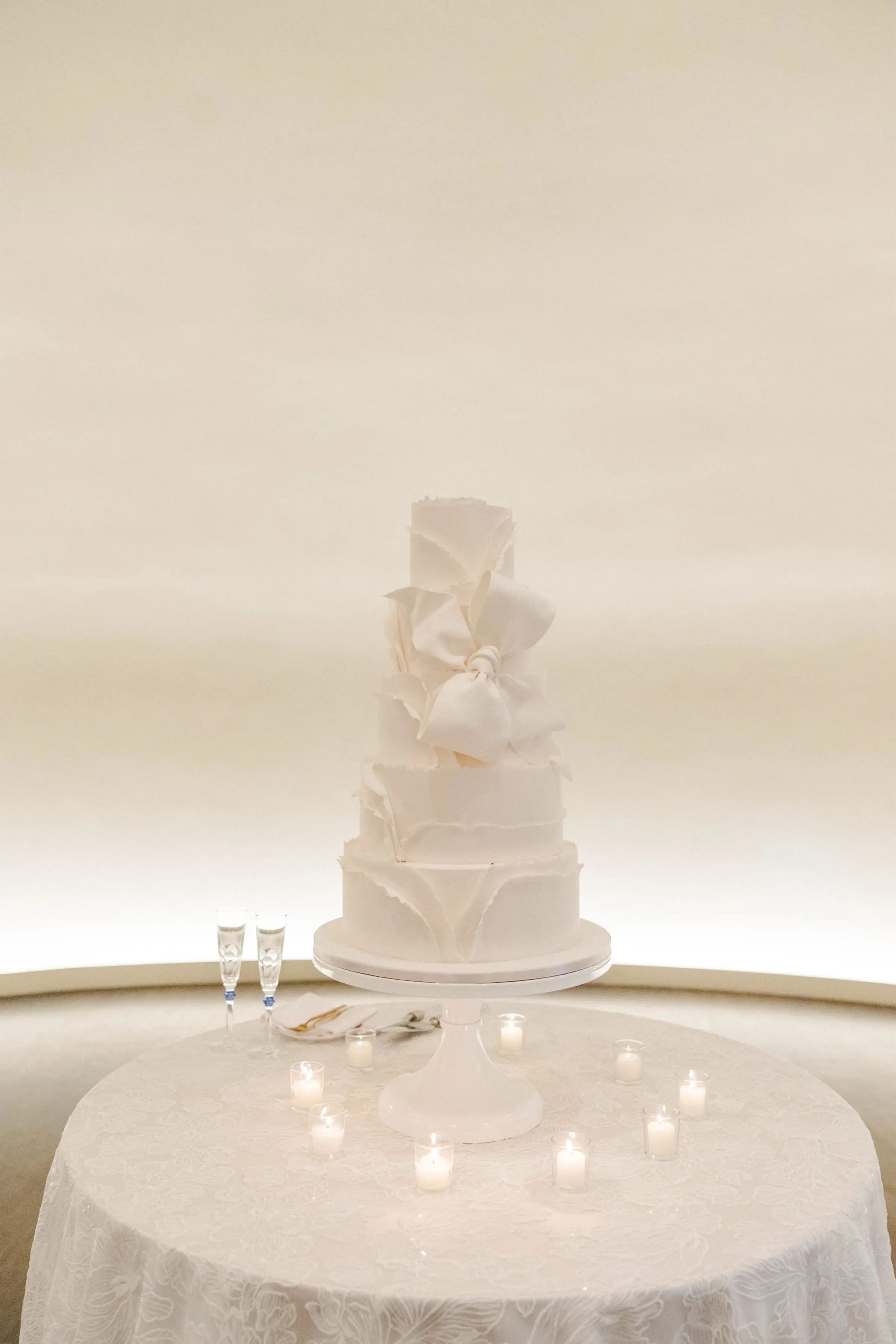 39Classic White and Gold Florida Wedding - Classic White and Gold St. Petersburg Wedding | The Vinoy Five-Tiered White Round Classic Wedding Cake Inspiration