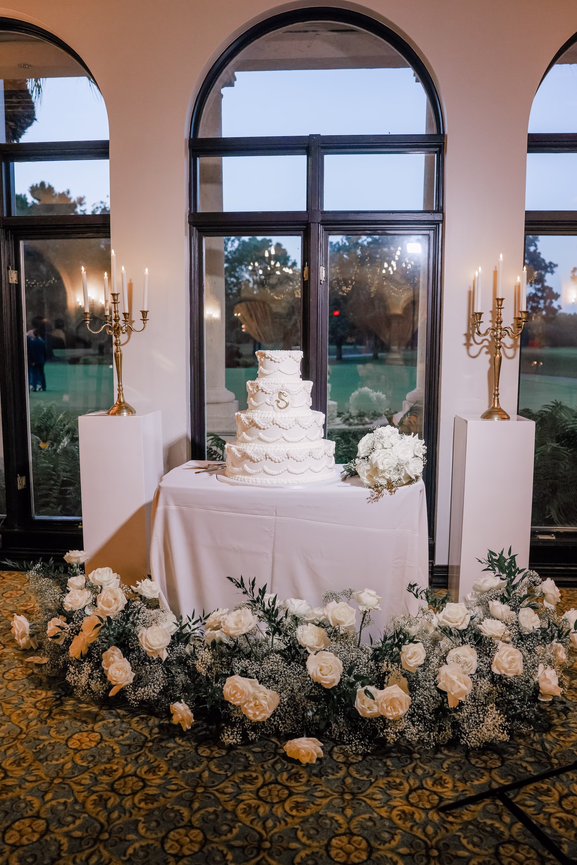 40Classic White Cream and Gold Wedding Ideas - Romantic White and Gold Tampa Wedding | Avila Golf & Country Club Classic White Round Four-Tiered Wedding Cake Ideas