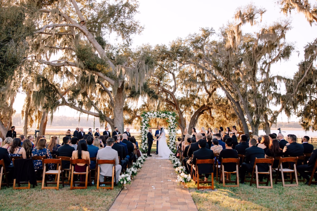 18Luxurious Old Florida Black White and Gold Wedding Inspiration Brooksville Florida Venue The Barn at Covington Farm - Luxurious, Black and White Dade City Wedding | The Barn at Covington Farm Luxurious Old Florida Black, White, and Gold Wedding Ceremony Inspiration | Brooksville Florida Event Venue The Barn at Covington Farm