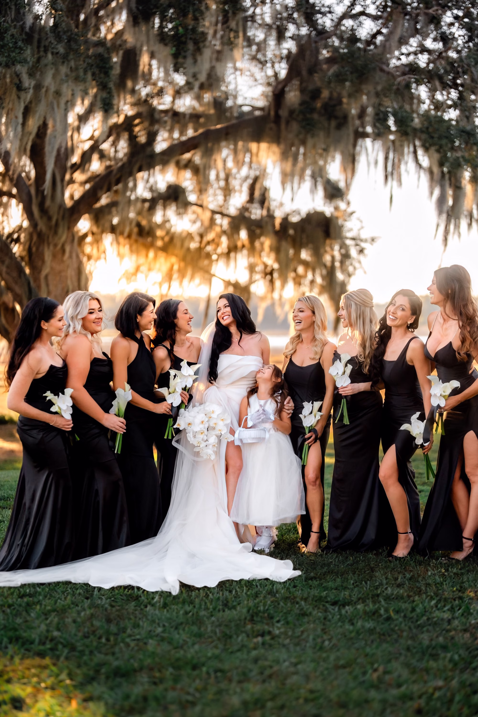 26Luxurious Old Florida Black White and Gold Wedding Inspiration - Luxurious, Black and White Dade City Wedding | The Barn at Covington Farm Bride and Bridesmaids Wedding Portrait