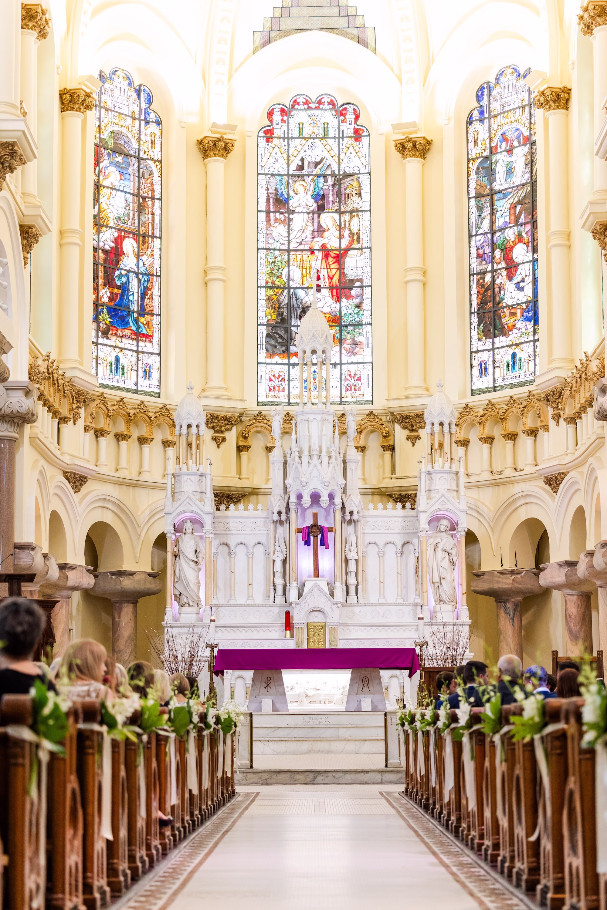 Coastal Elegant Florida Wedding Ceremony Decor Inspiration | Tampa Bay Event Venue Sacred Heart Catholic Church
