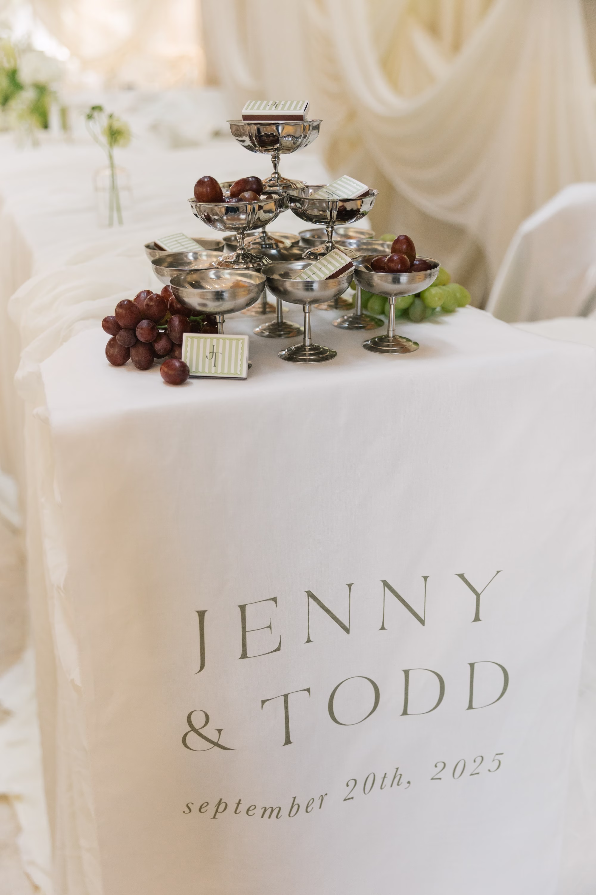White Linen Modern Minimalist Wedding Reception Welcome Sign Inspiration | Personalized Match Books Wedding Reception Favor Ideas | St Pete Planner Stelloccasions Weddings and Events