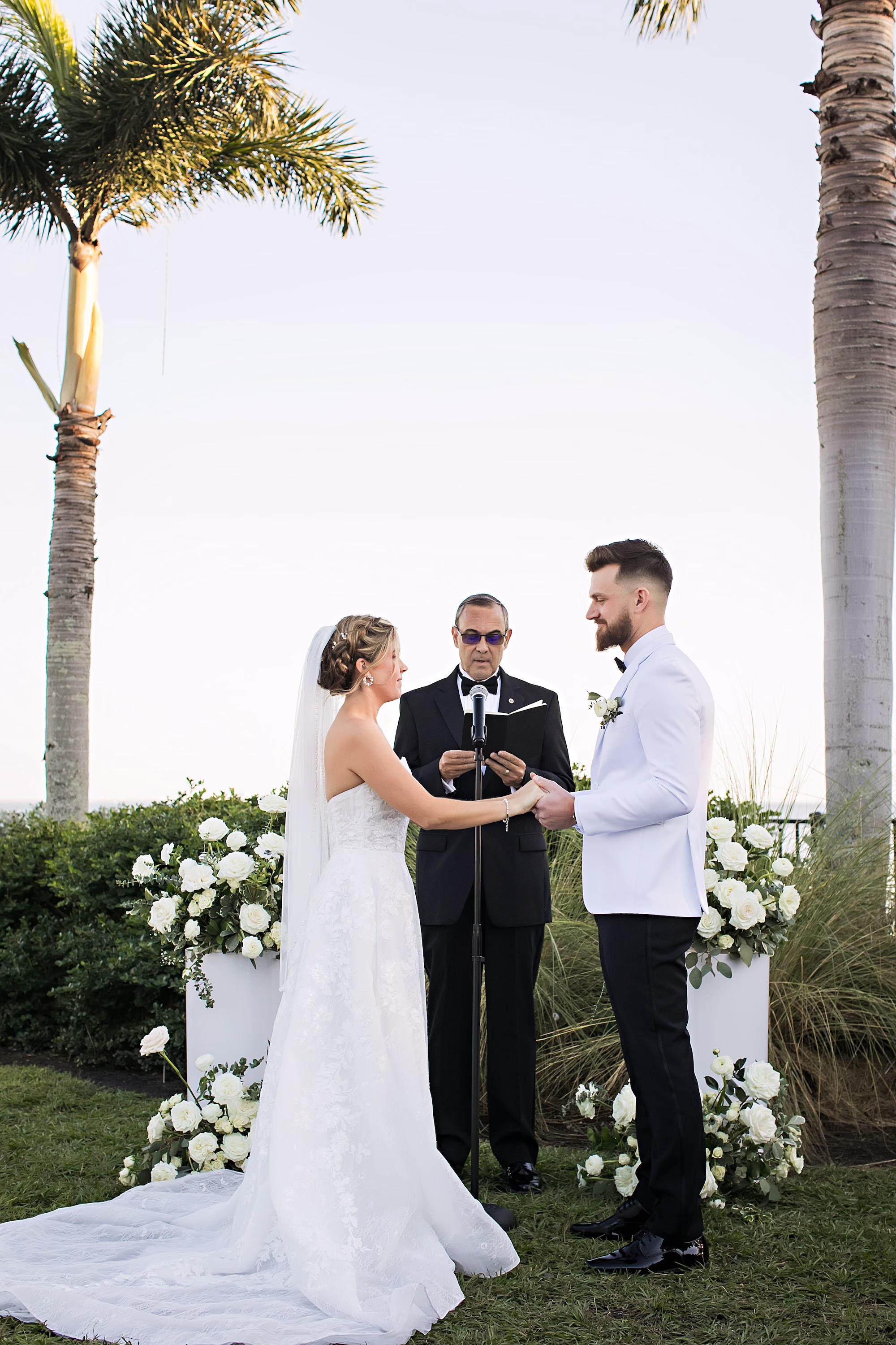 18Timeless Black and White Wedding Ideas - Timeless, Black and White Wedding | Tampa Yacht and Country Club Bride and Groom Wedding Portrait