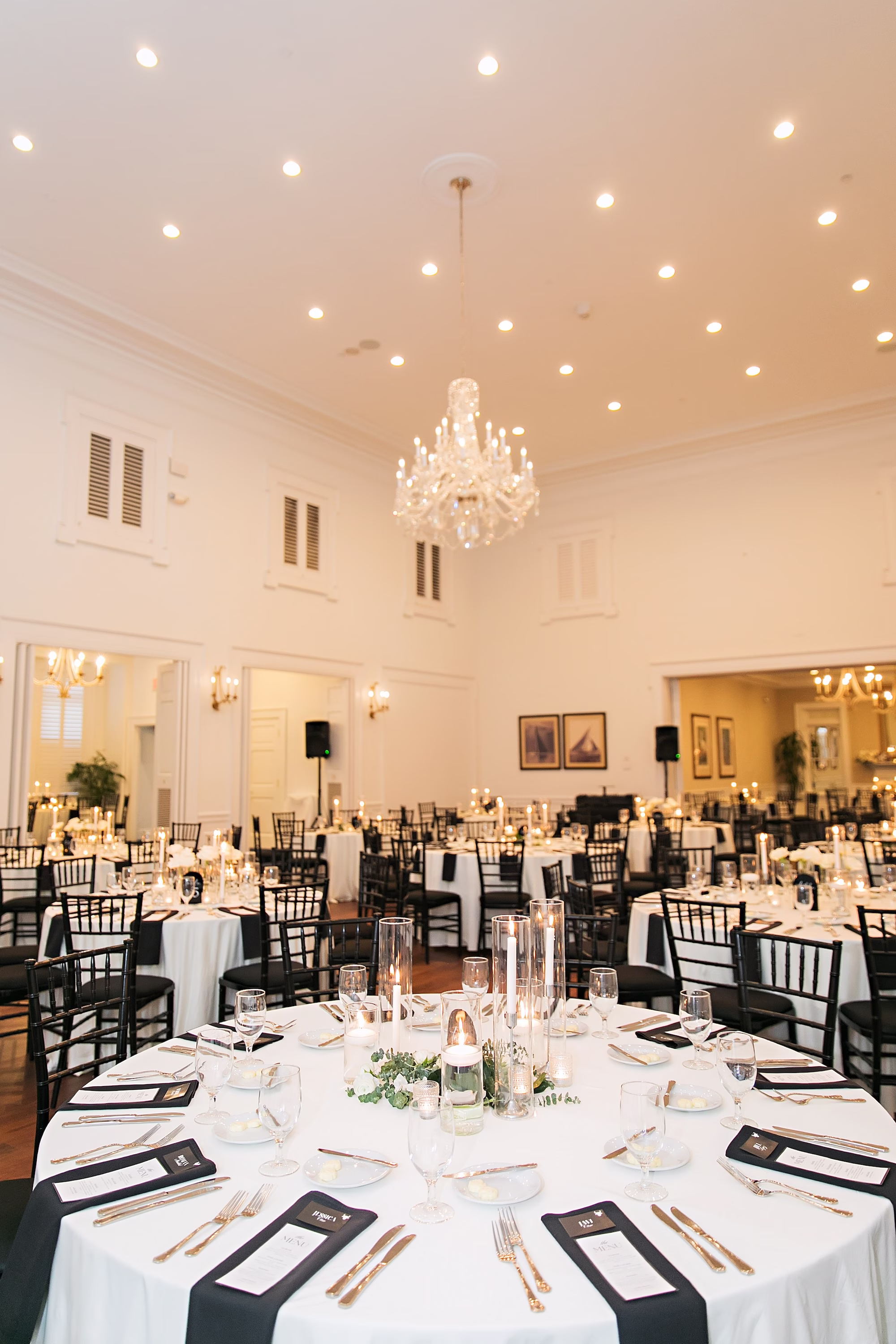 29Timeless Black and White Wedding Ideas Venue Tampa Yacht and Country Club - Timeless, Black and White Wedding | Tampa Yacht and Country Club Timeless Black and White Wedding Reception Decor Ideas | Event Venue Tampa Yacht and Country Club