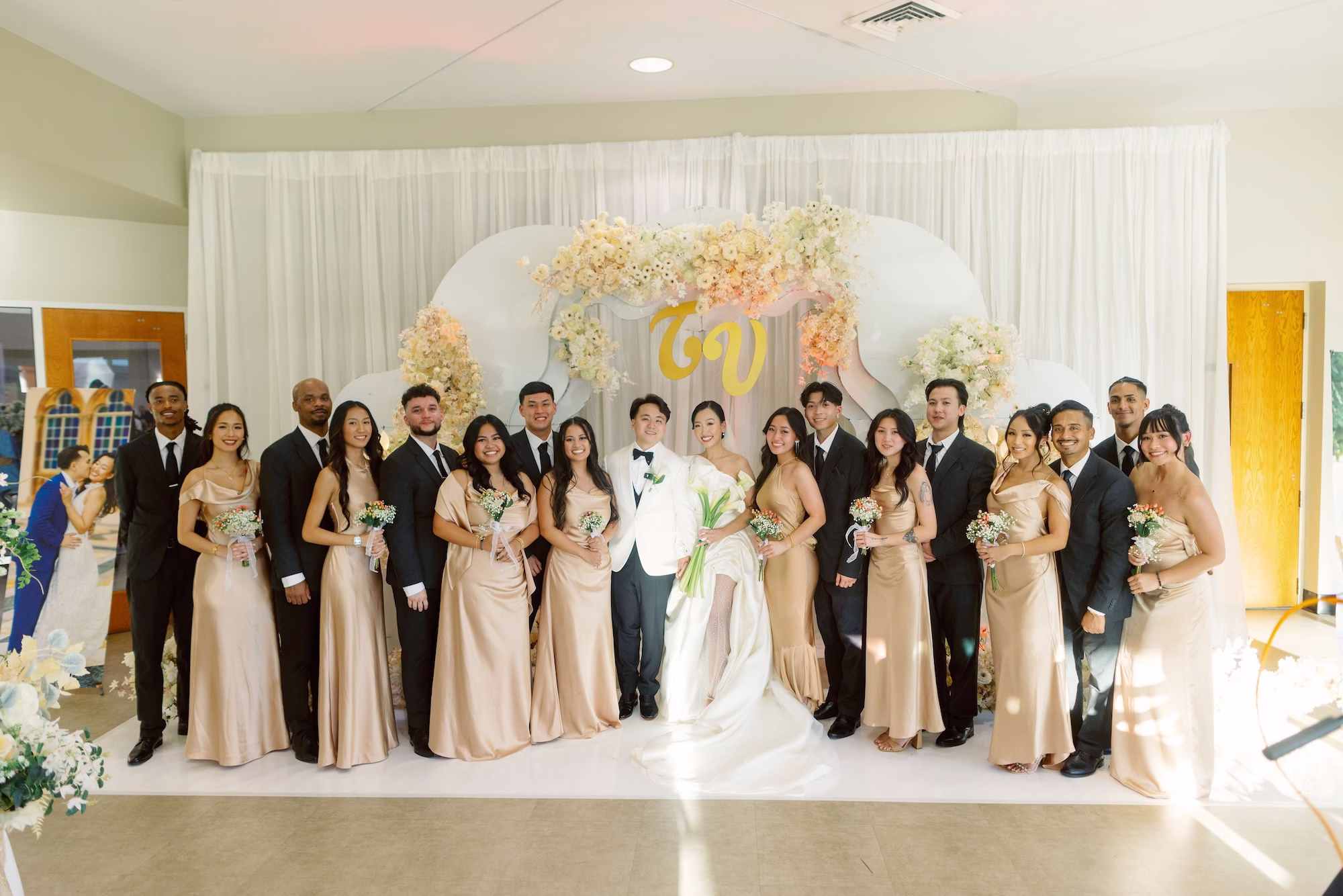 Bride and Groom with Wedding Party Portrait