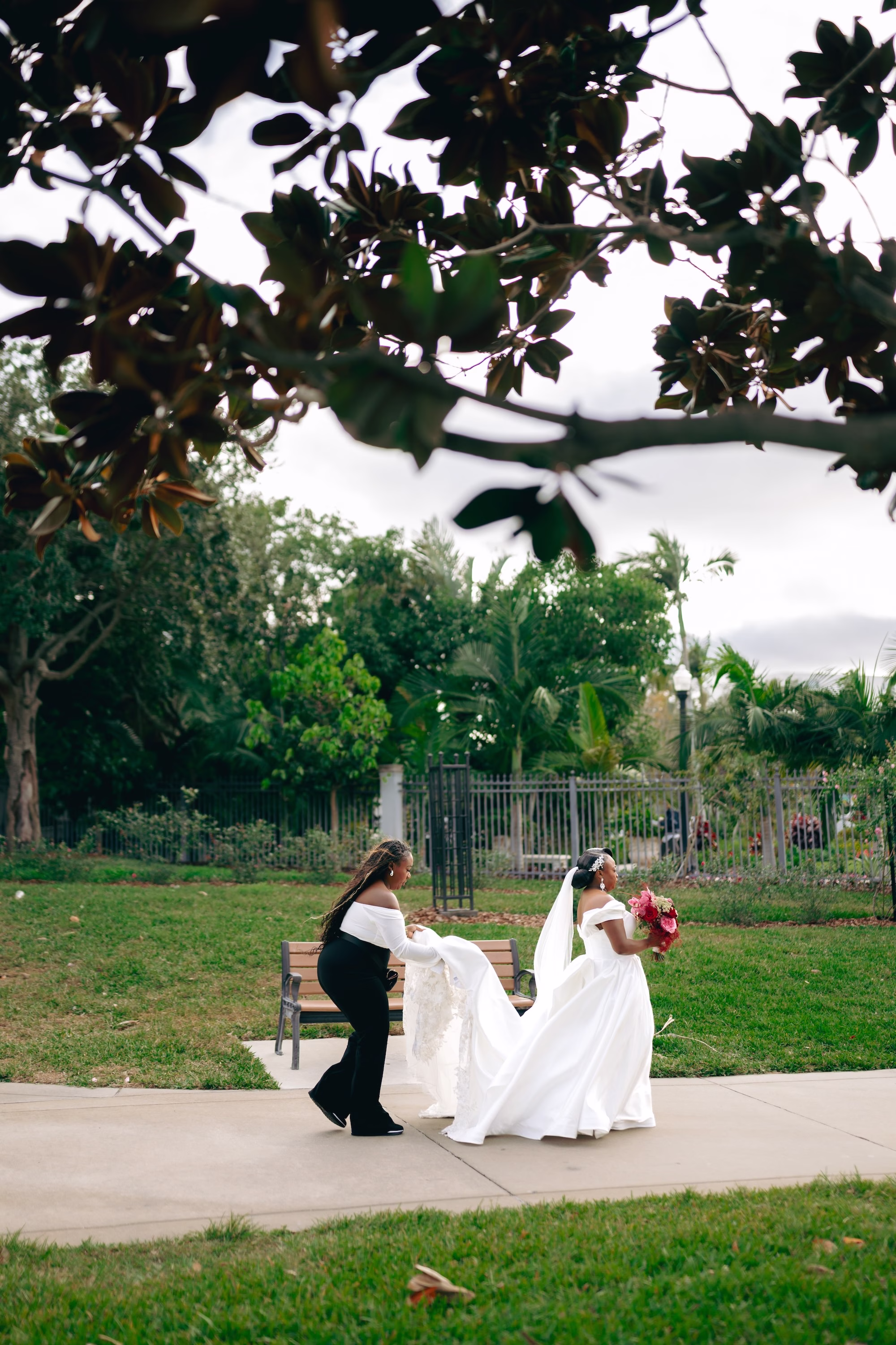 7Bold Pink Red and Burgundy Wedding Ideas - Glamorous, Burgundy Lakeland Wedding | Lake Mirror Amphitheater Bride Wedding Portrait