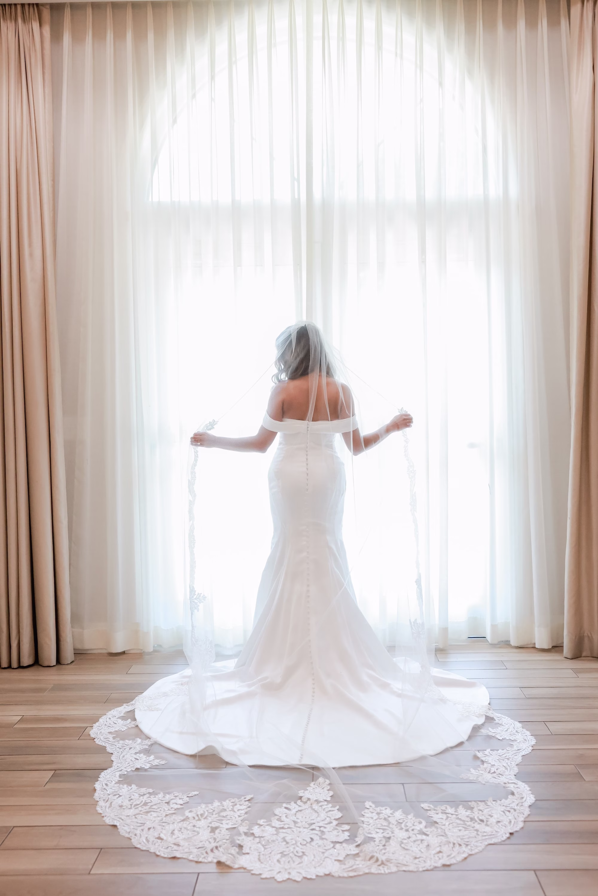 Bridal Wedding Portrait | Safety Harbor Event Venue Harborside Chapel