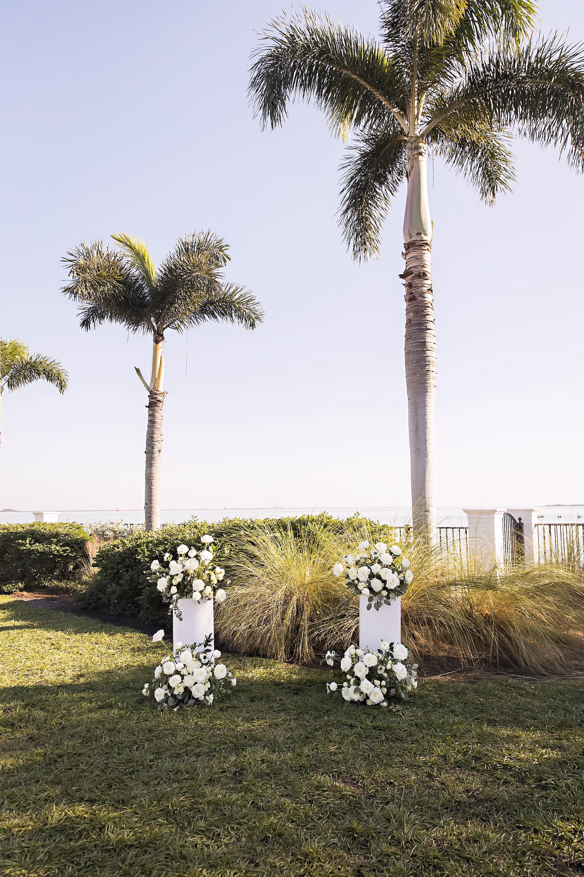 9Timeless Black and White Wedding Ideas - Timeless, Black and White Wedding | Tampa Yacht and Country Club Timeless Black and White Wedding Ceremony Flower Decor Ideas