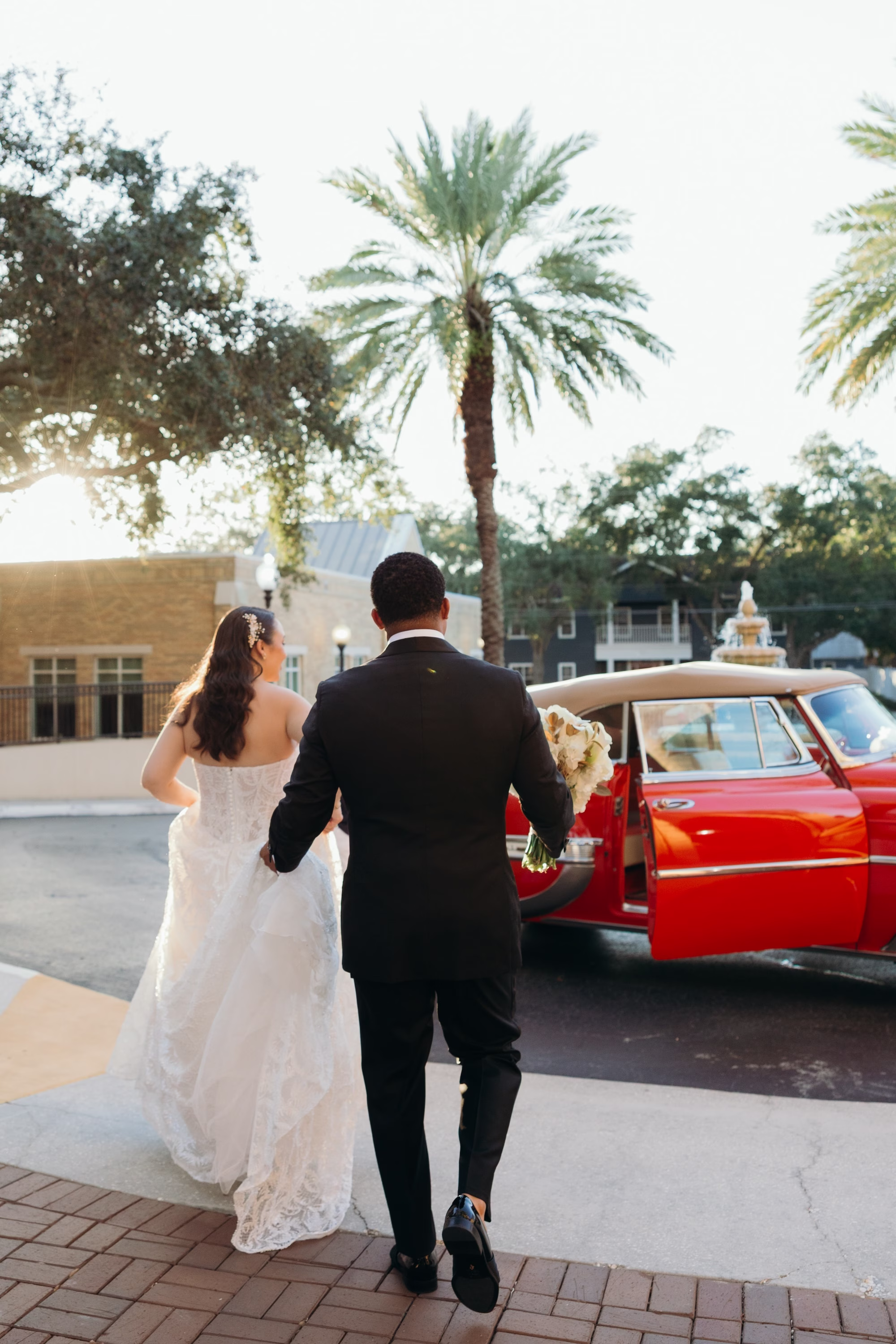 12Vintage Black White and Gold Wedding Inspiration