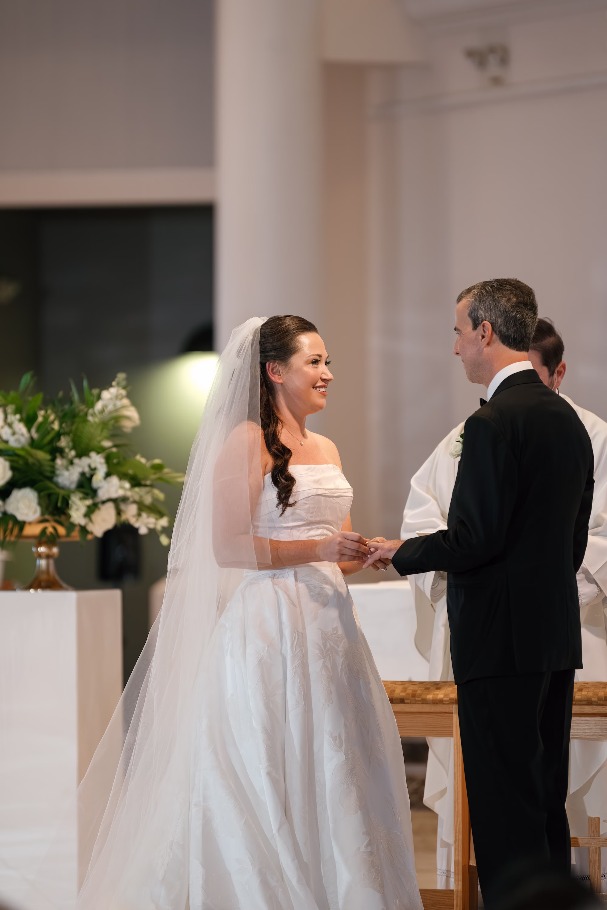 16Tropical Green Florida Wedding Ideas - Tropical, Green Downtown St. Pete Wedding | Poynter Institute Bride and Groom Traditional Catholic Church Wedding Ceremony Portrait | St Pete Traditional Wedding Ceremony Venue St. Raphael's Catholic Church | Tampa Bay Photographer Dewitt For Love