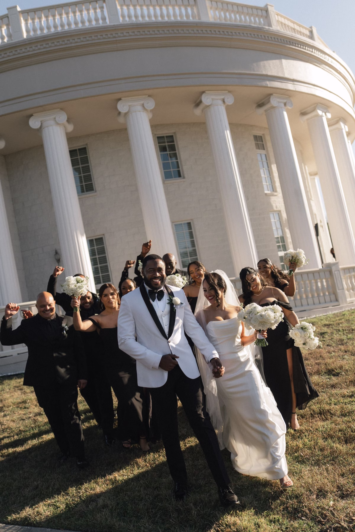 27Timeless Black and Wedding New Years Eve Wedding Ideas Tarpon Springs Venue Whitehurst Gallery - Timeless Black and White Tarpon Springs Wedding | Whitehurst Gallery Bride and Groom Wedding Portrait | Intimate Outdoor Black and White Florida New Years Eve Wedding Inspiration | Tarpon Springs Event Venue Whitehurst Gallery | Tampa Bay Photographer Amber Yonker Photography