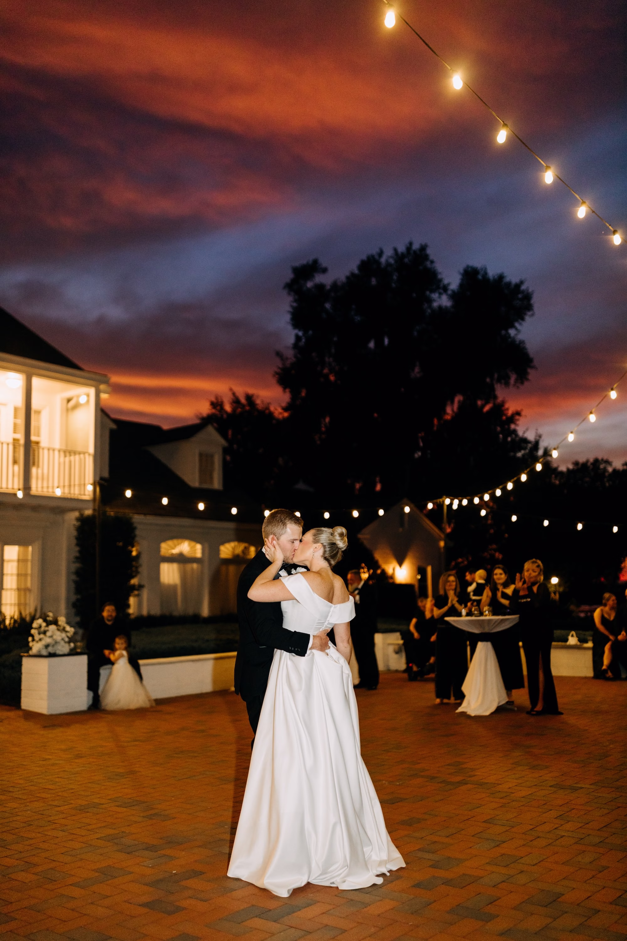 Bride and Groom First Dance Wedding Portrait | Tampa DJ Graingertainment