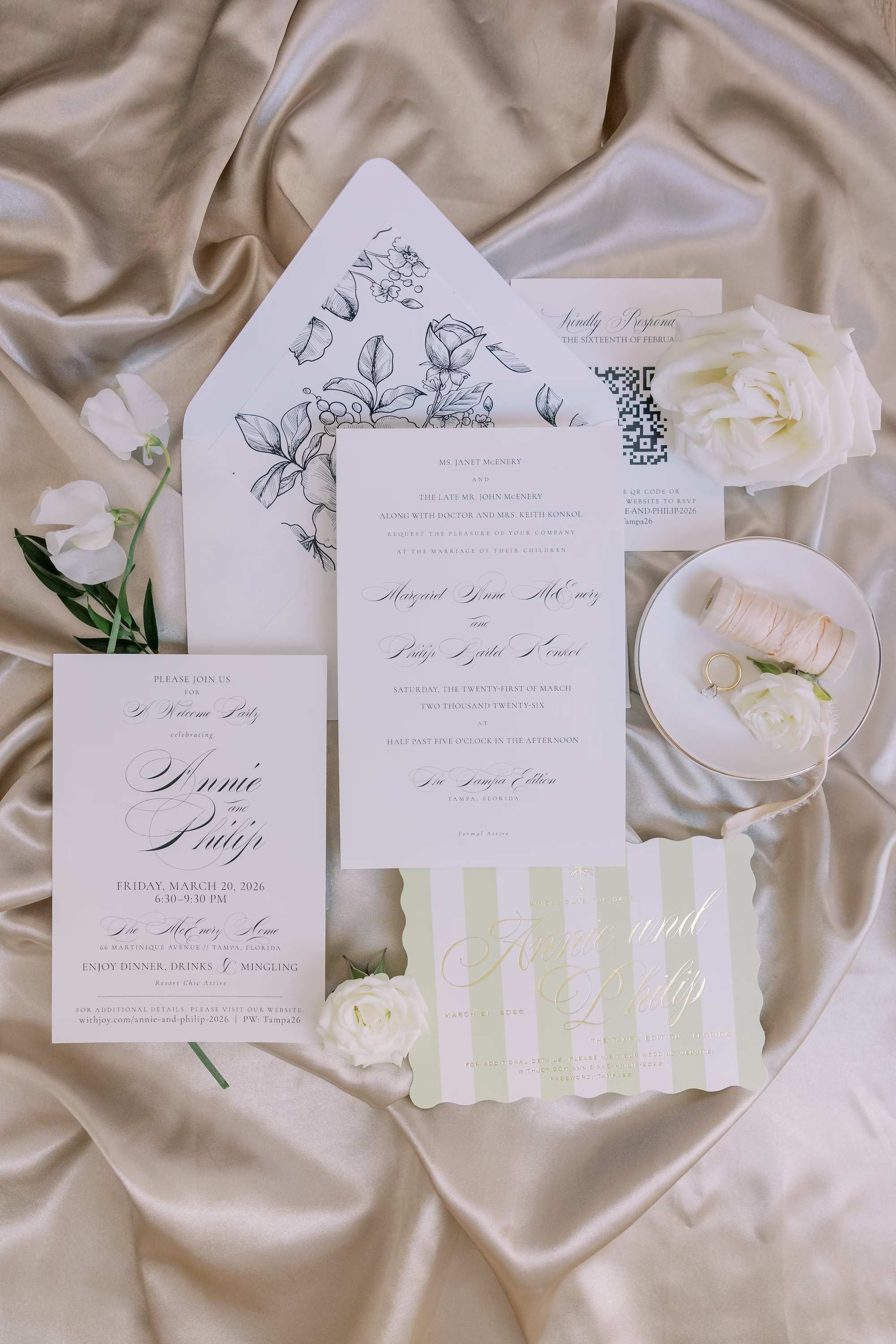 Timeless Black and White Wedding Invitation Suite Ideas