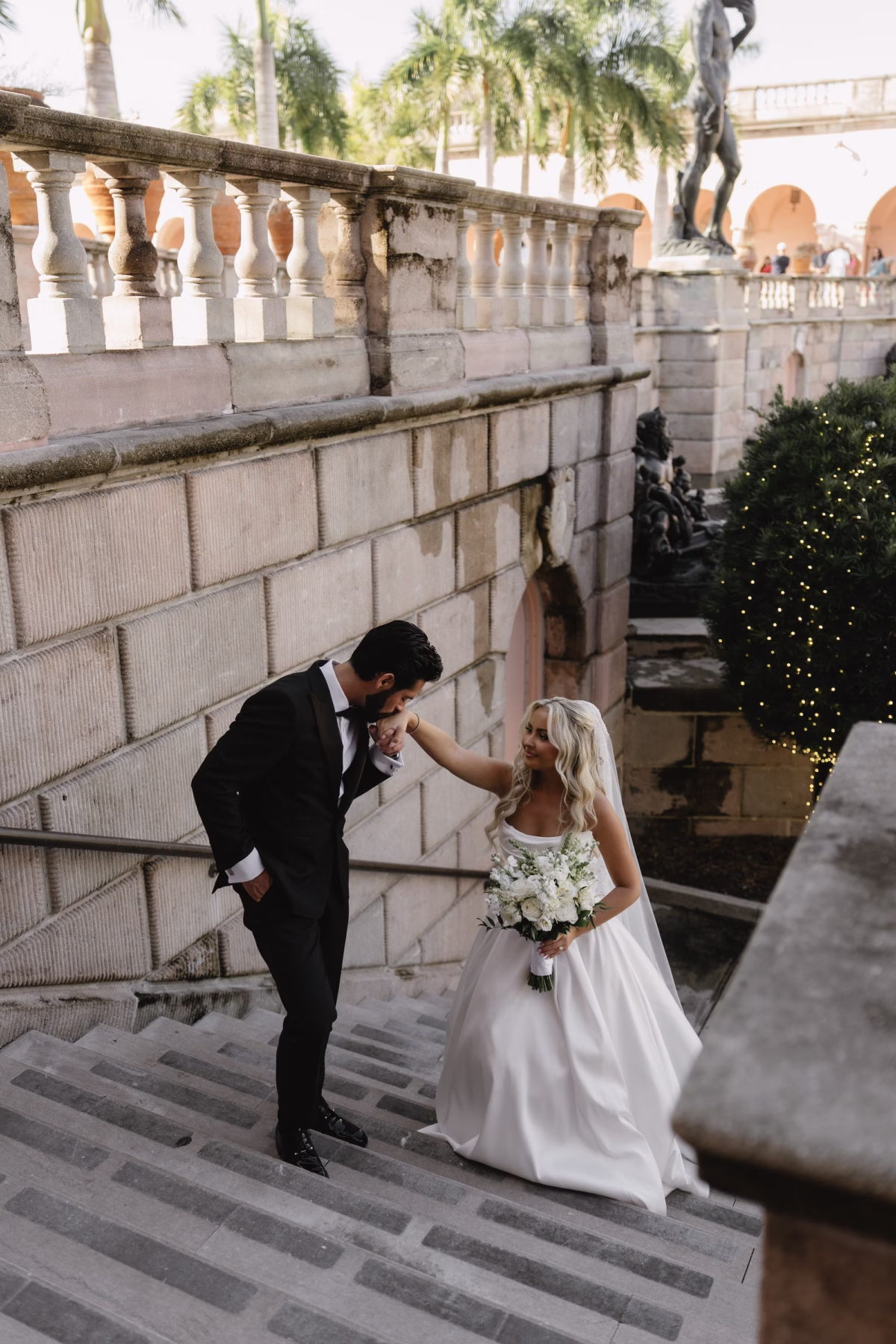 Bride and Groom Wedding Portrait | Sarasota Photographer Amber Yonker Photography | Event Venue Ringling Museum of Art