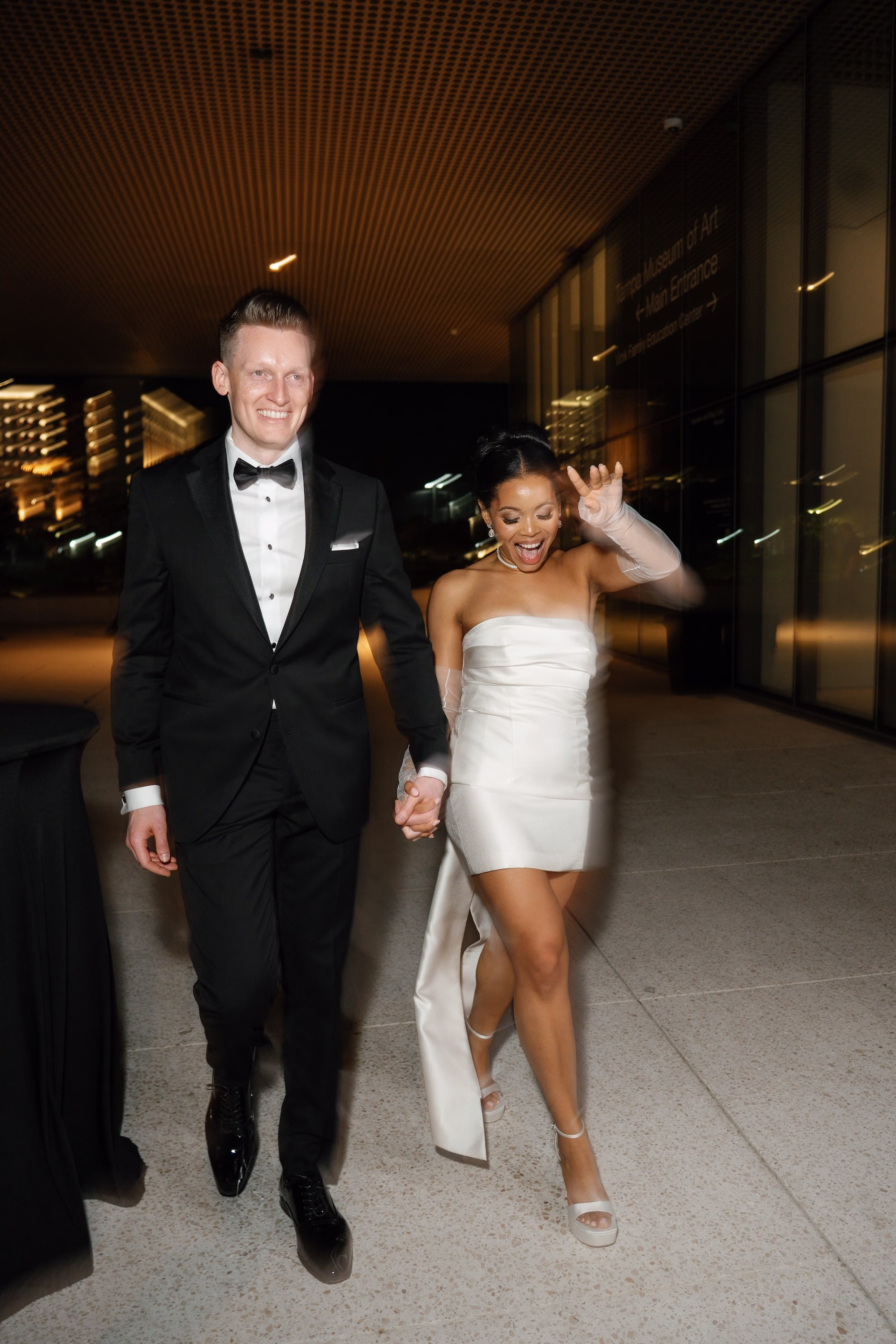 40Timeless Black and White Wedding Inspiration - Modern Black and White Wedding | Tampa Museum of Art Bride and Groom Wedding Portrait