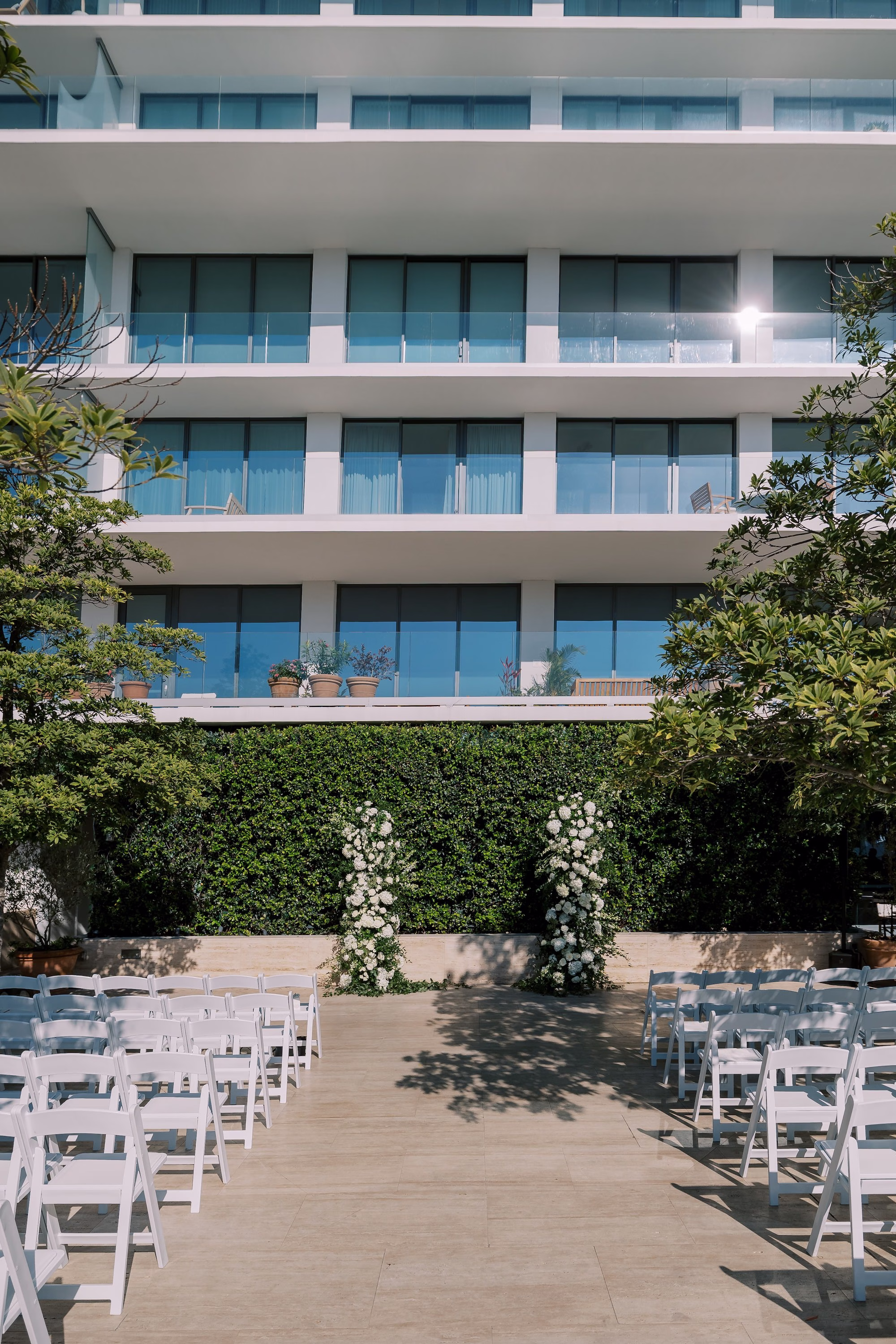 Timeless Black and White Wedding Ceremony Flower Decor Ideas | Tampa Bay Florist Bruce Wayne Florals | Event Venue The Edition | Planner Parties A'La Carte