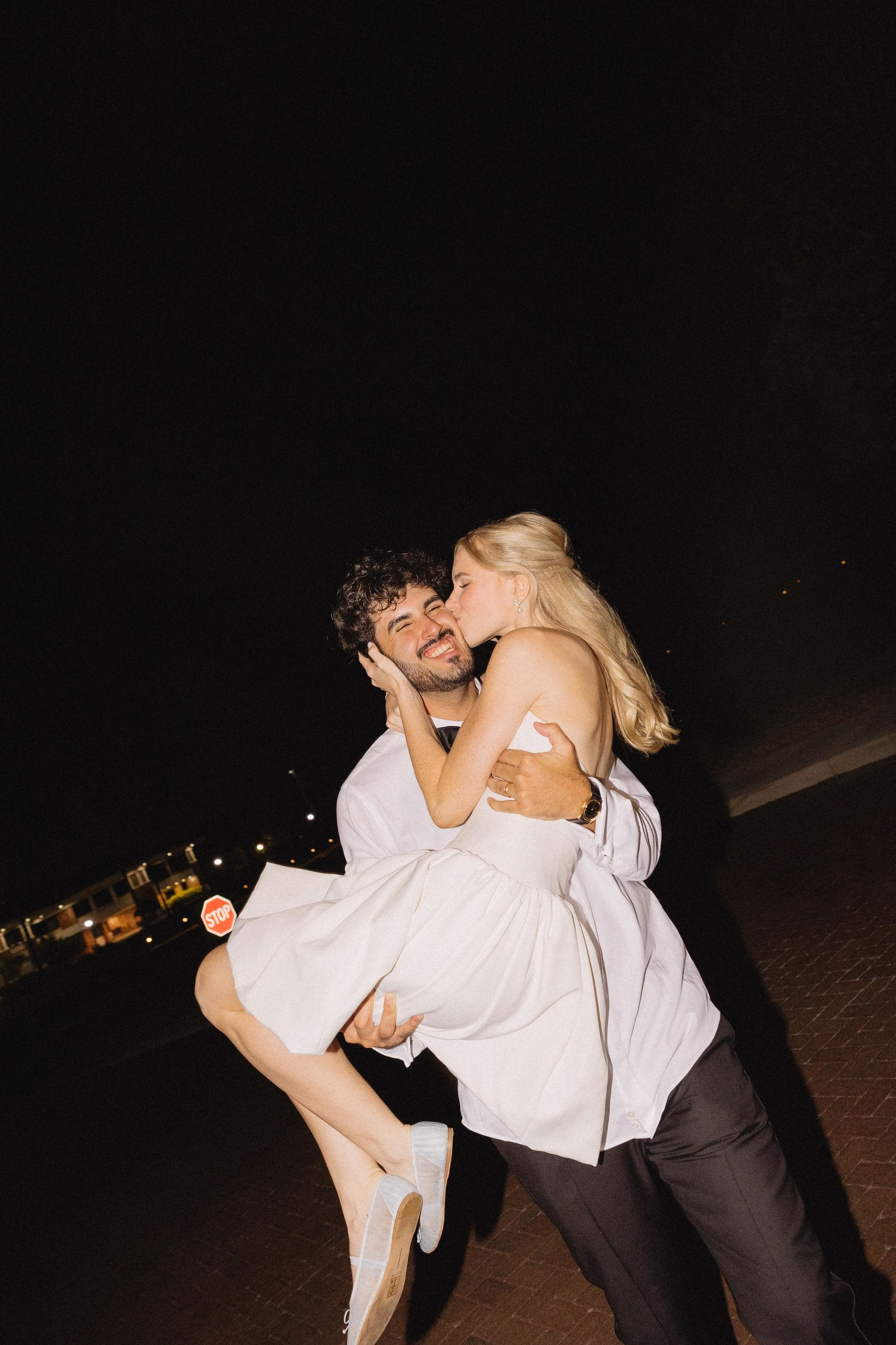 36Timeless Old Florida Green and White Wedding Inspiration - Timeless, Green and White Clearwater Wedding | The Belleview Inn Bride and Groom Wedding Portrait