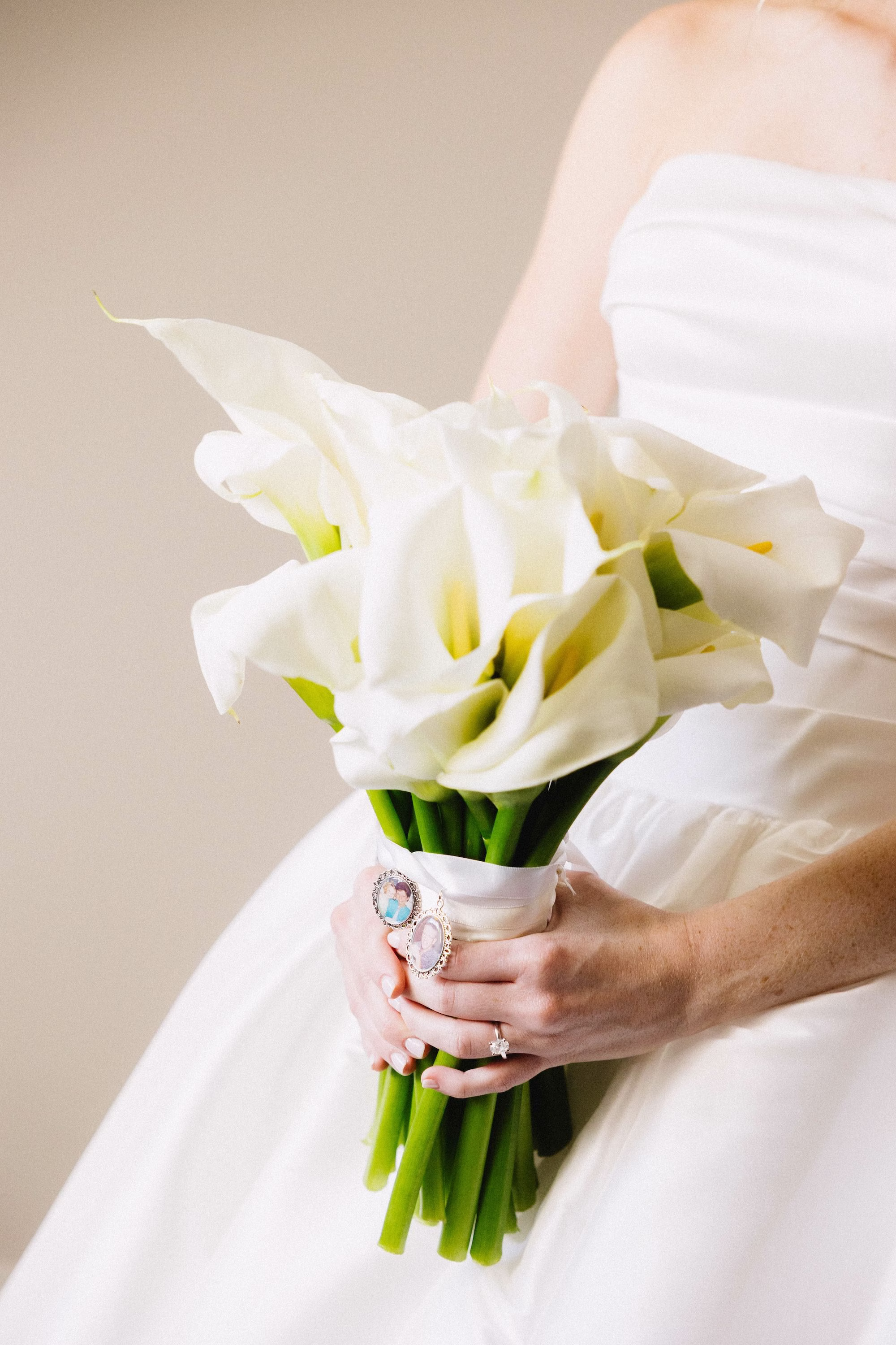 8Timeless Old Florida Green and White Wedding Inspiration - Timeless, Green and White Clearwater Wedding | The Belleview Inn White Bridal Wedding Bouquet Inspiration