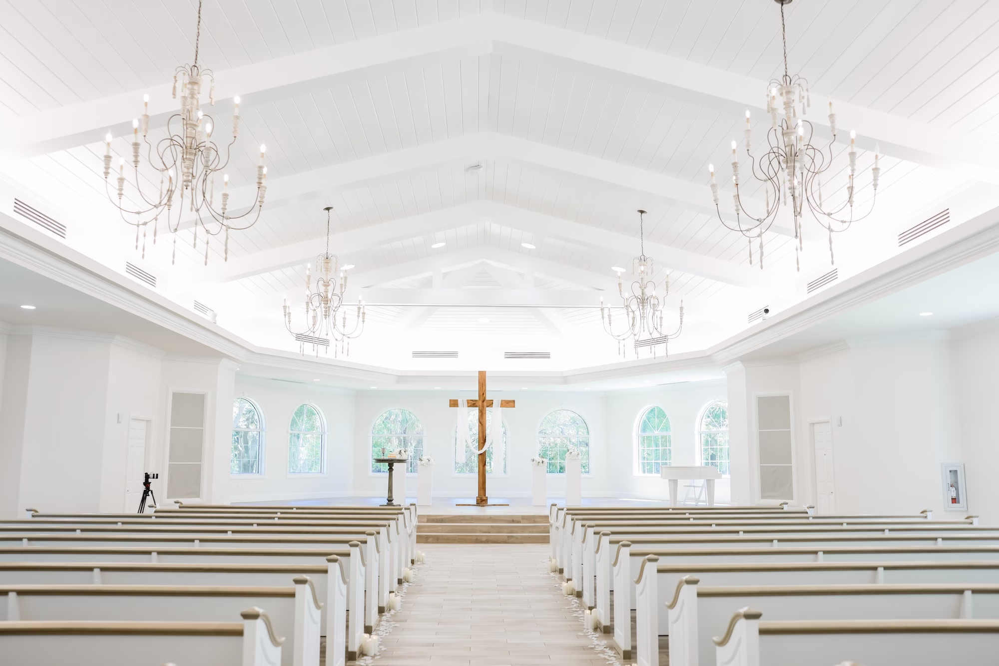 Romantic Pastel Blue and Lavender Wedding | Grand Hyatt Tampa Bay