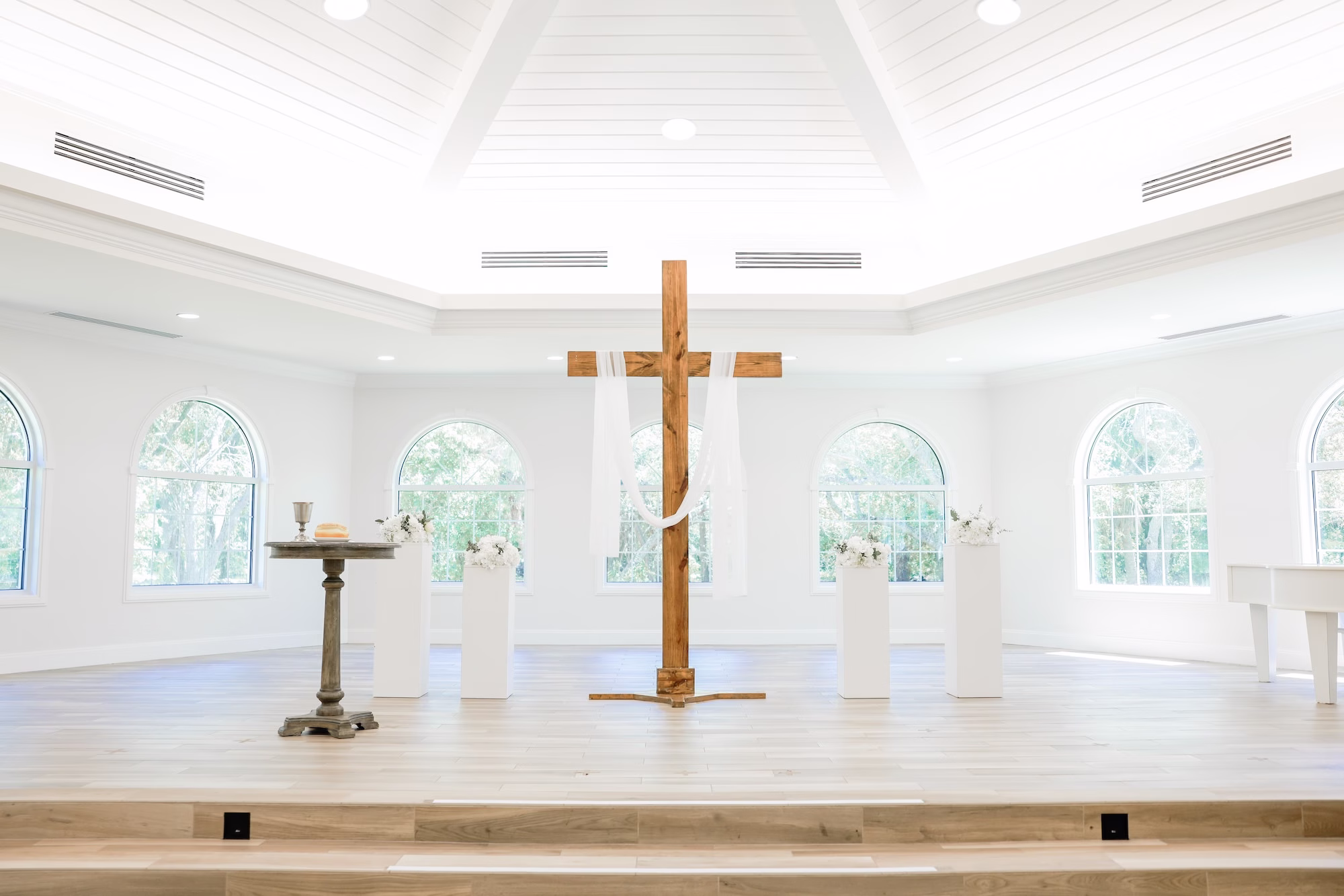 Traditional Church Wedding Ceremony Decor Ideas | Ceremony Venue Harborside Chapel