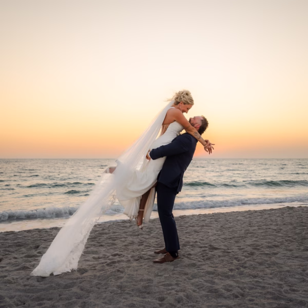 22Elegant Florida Boho Wedding Ideas Sarasota Venue Lido Beach Resort - Elegant, Destination Sarasota Wedding | Lido Beach Resort Bride and Groom Wedding Portrait | Sarasota Photographer and Videographer Iyrus Weddings | Event Venue Lido Beach Resort