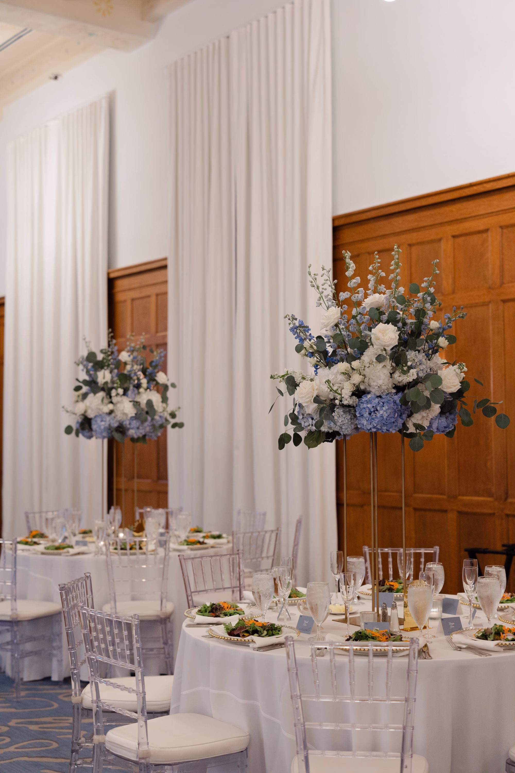 28Elegant Dusty Blue and Gold Wedding Inspiration - Elegant, Dusty Blue and Gold Downtown Tampa Wedding | Le Méridien Tampa Elegant Dusty Blue and Gold Wedding Reception Decor Ideas