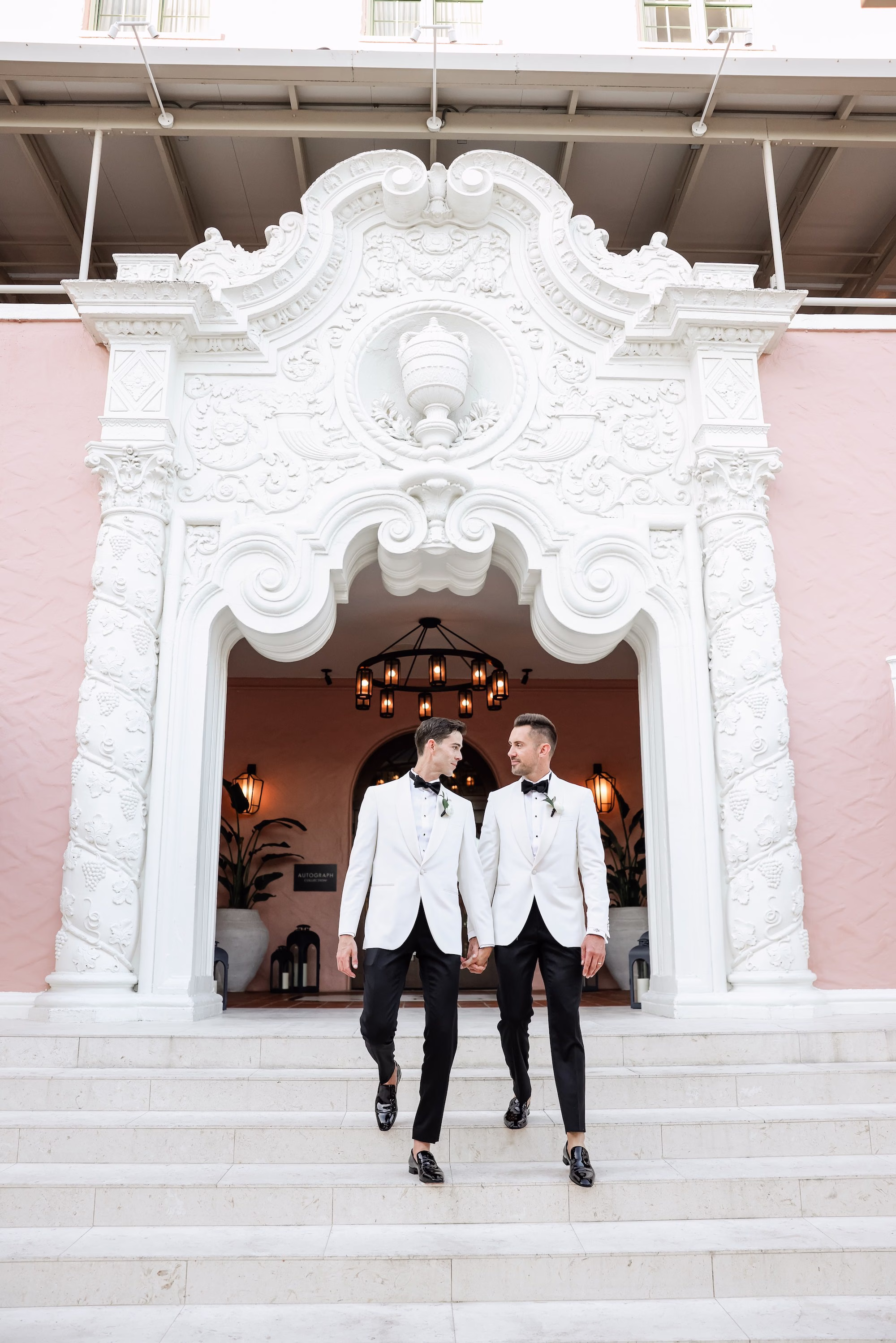 35Timeless White and Green Wedding Inspiration St Pete Venue The Vinoy - Chic Blush and White St. Pete Garden Wedding | The Vinoy Groom and Groom Wedding Portrait | St Pete Photographer Lifelong Photography Studio | Event Venue The Vinoy