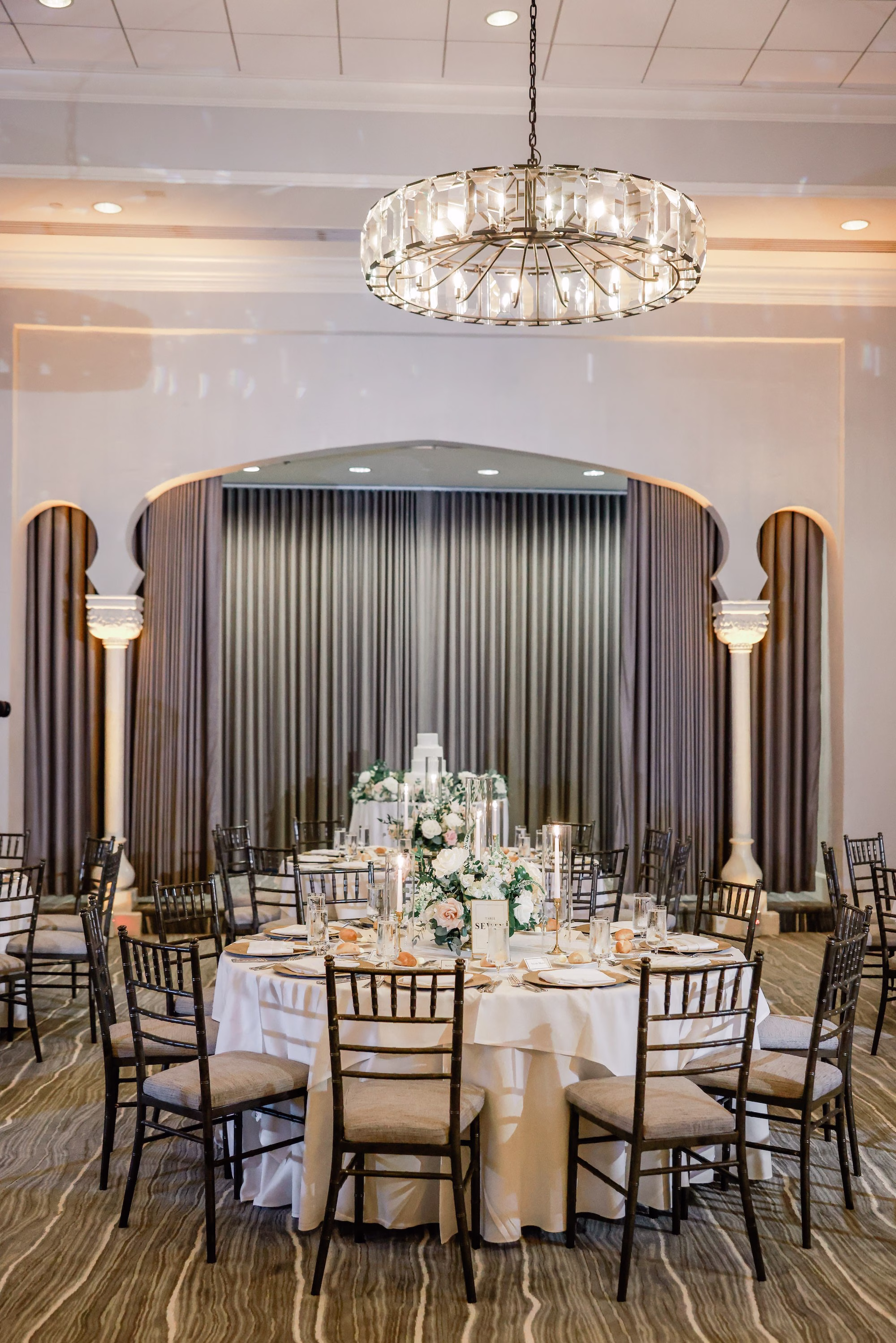 42Timeless White and Green Wedding Inspiration St Pete Venue The Vinoy - Chic Blush and White St. Pete Garden Wedding | The Vinoy Timeless White and Green Wedding Reception Decor Inspiration | St Pete Event Venue The Vinoy