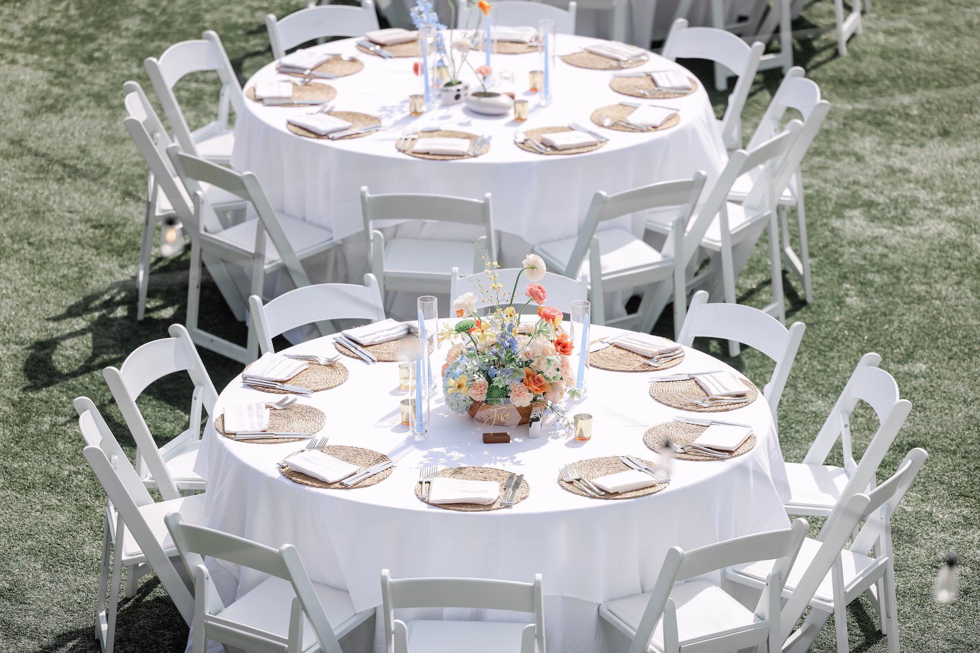 42Tropical Pastel Florida Wedding Inspiration - Tropical, Pastel Outdoor Wedding | Opal Sands Clearwater Beach Tropical Pastel Florida Wedding Reception Tablescape Decor Ideas