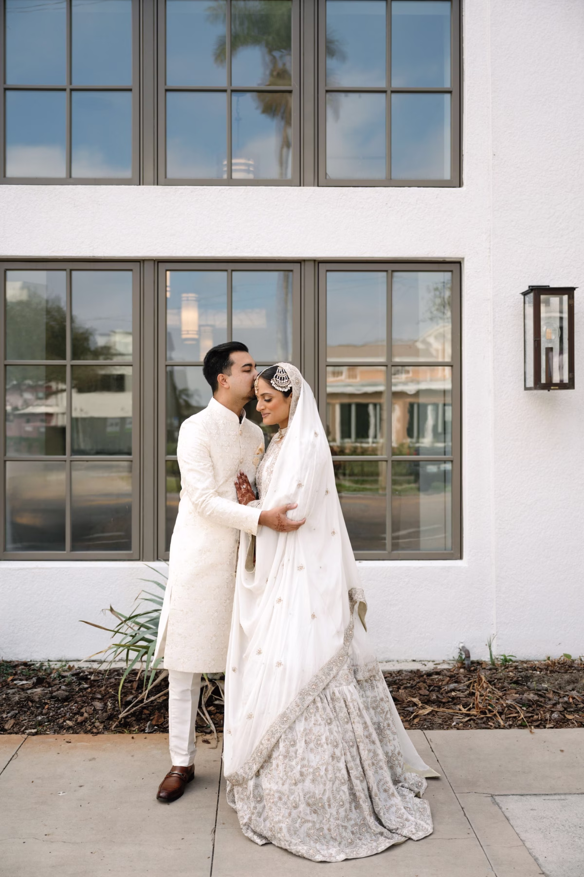 Bride and Groom Wedding Portrait | St Pete Photographer Dewitt For Love Photography