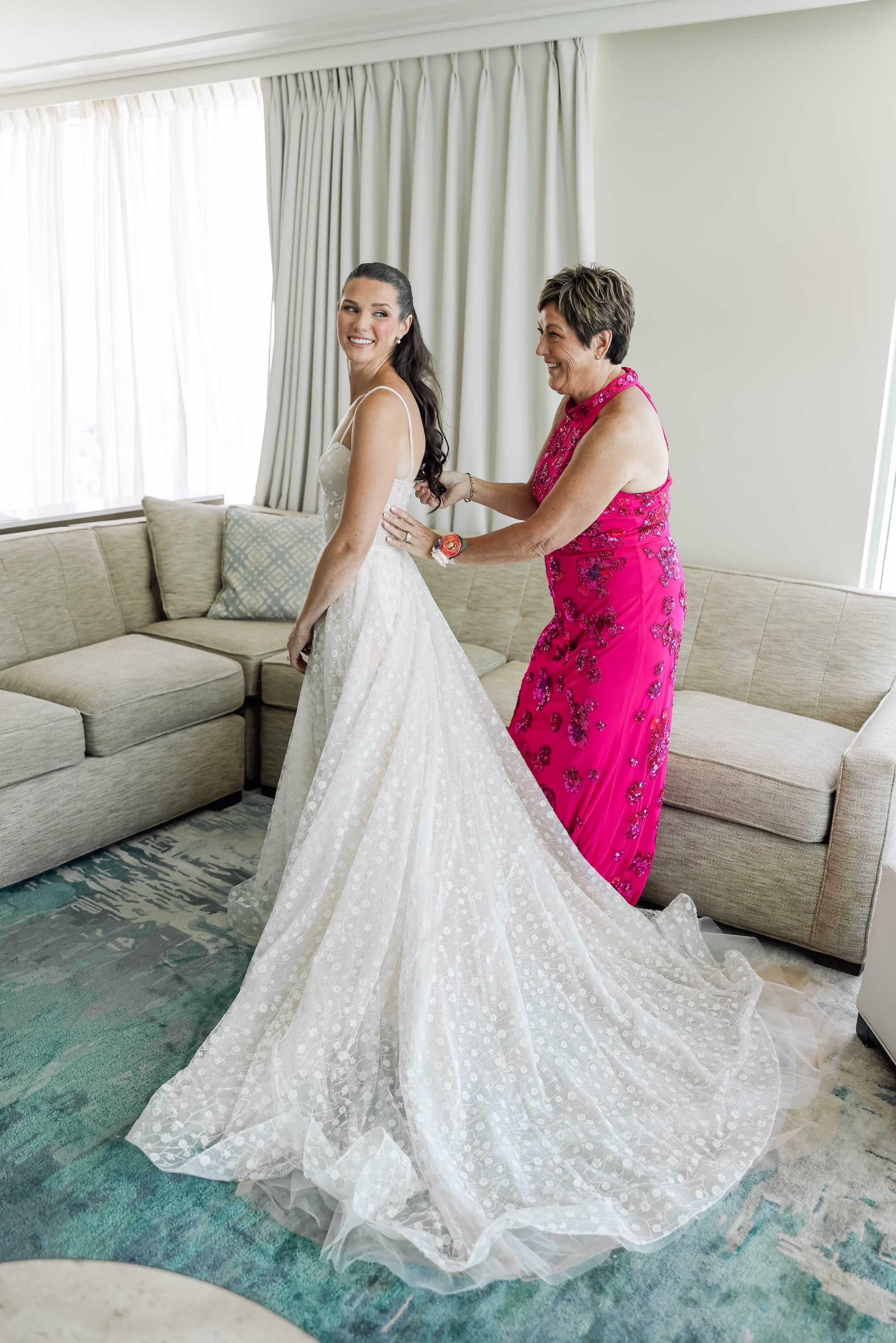 6Tropical Pastel Florida Wedding Inspiration - Tropical, Pastel Outdoor Wedding | Opal Sands Clearwater Beach Bride Getting Ready Wedding Portrait